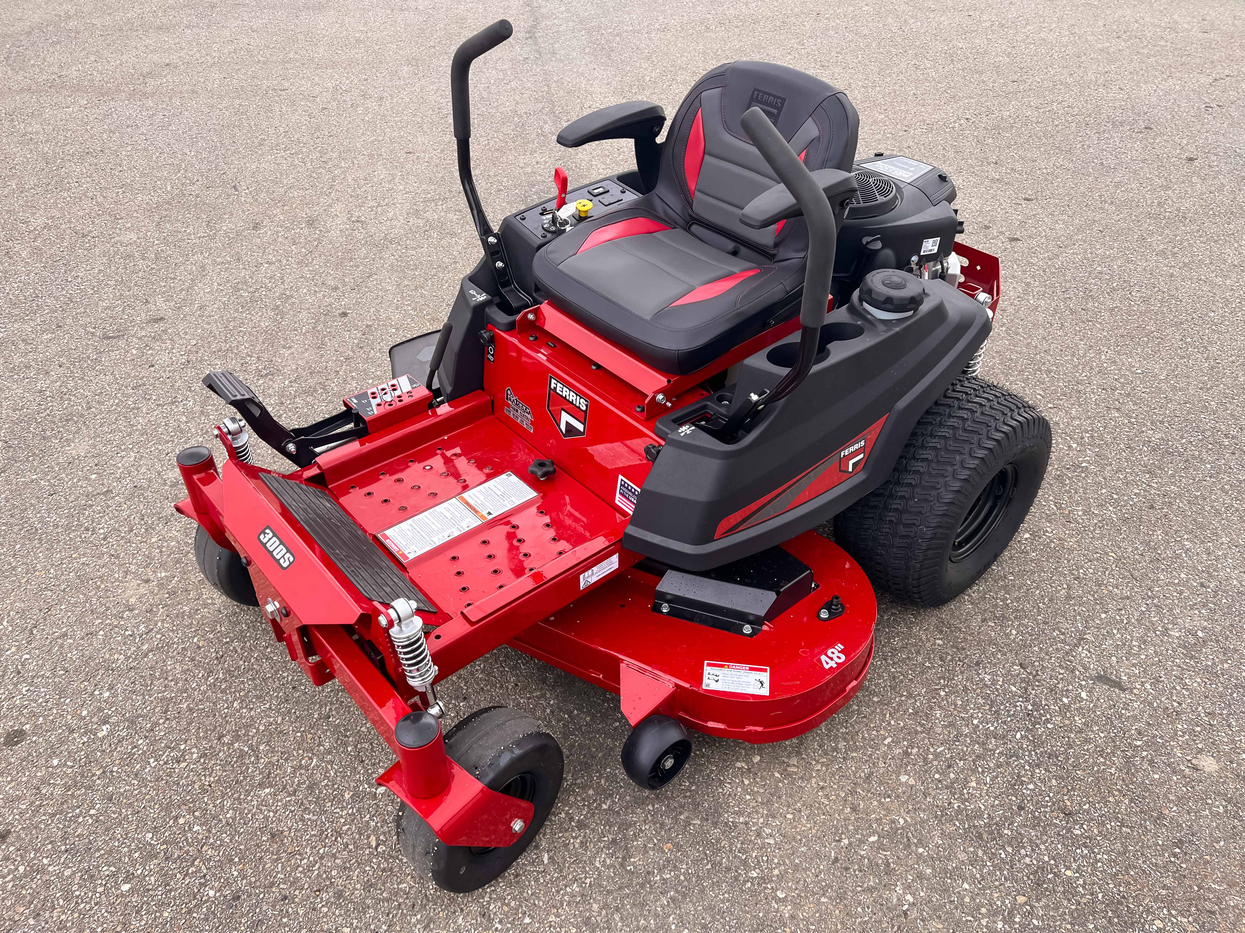 2024 Ferris 300S 23 Mower/Zero Turn