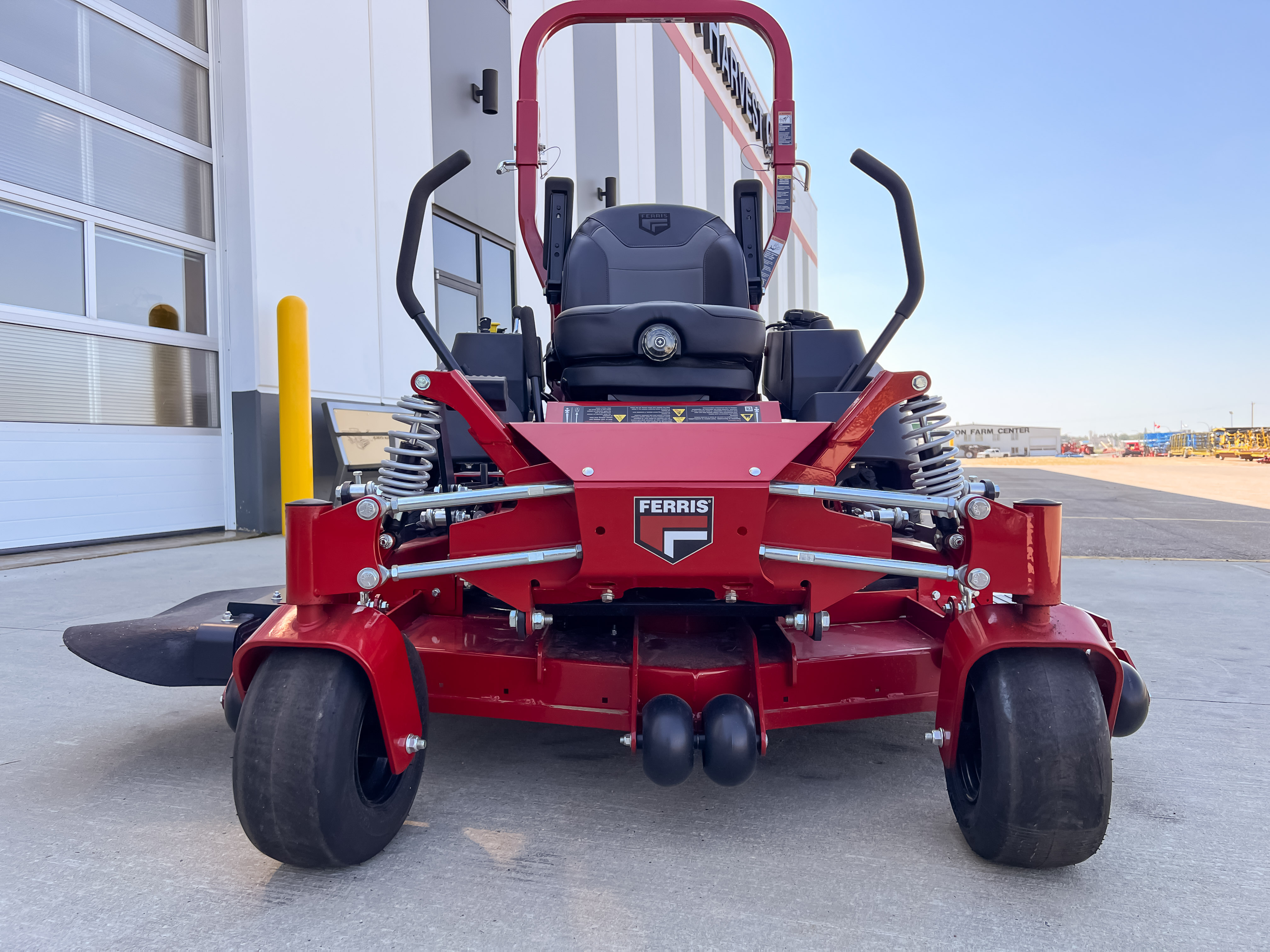 2024 Ferris ISX800 27 Mower/Zero Turn