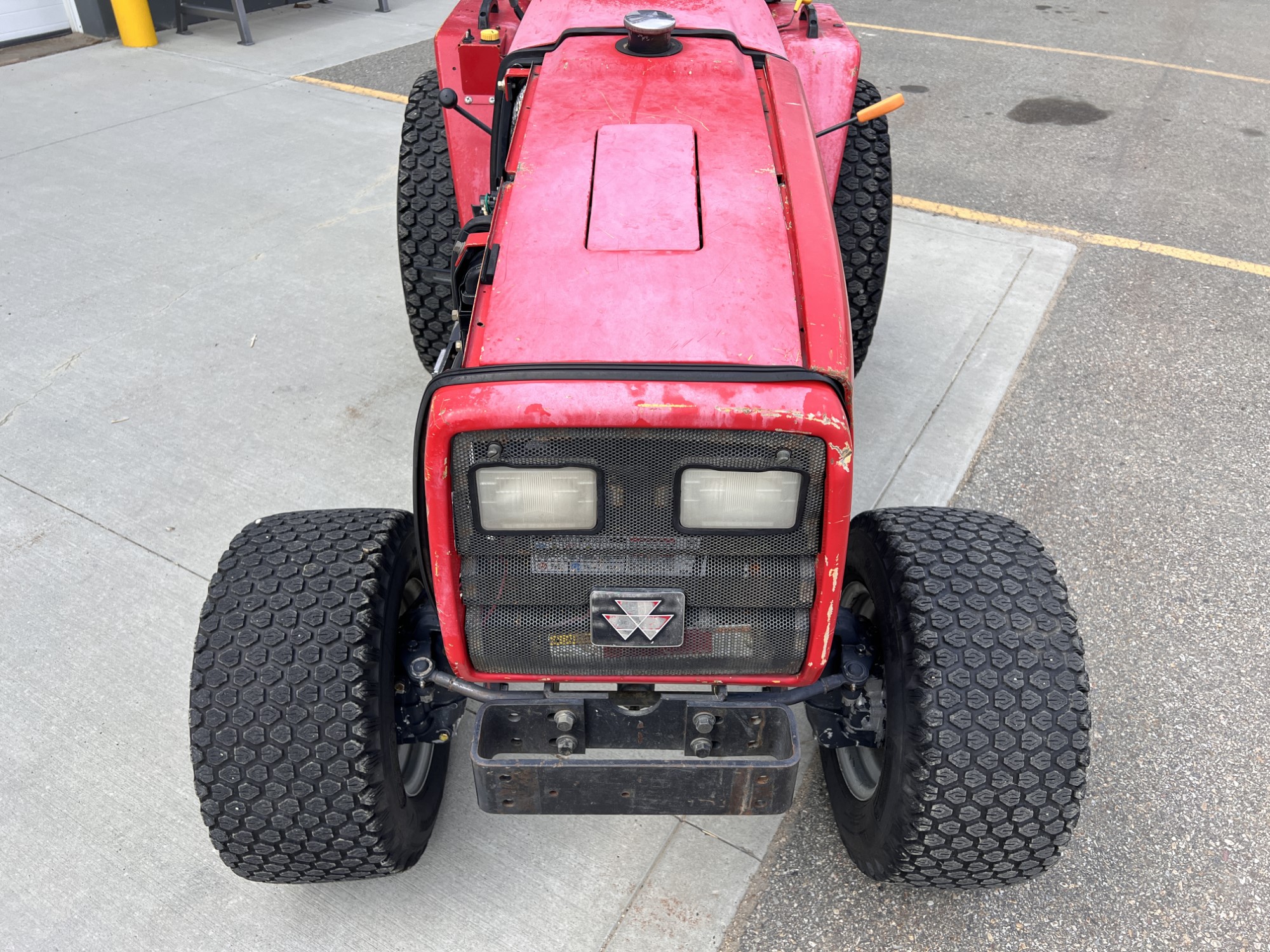 2003 Massey Ferguson 1423 Tractor