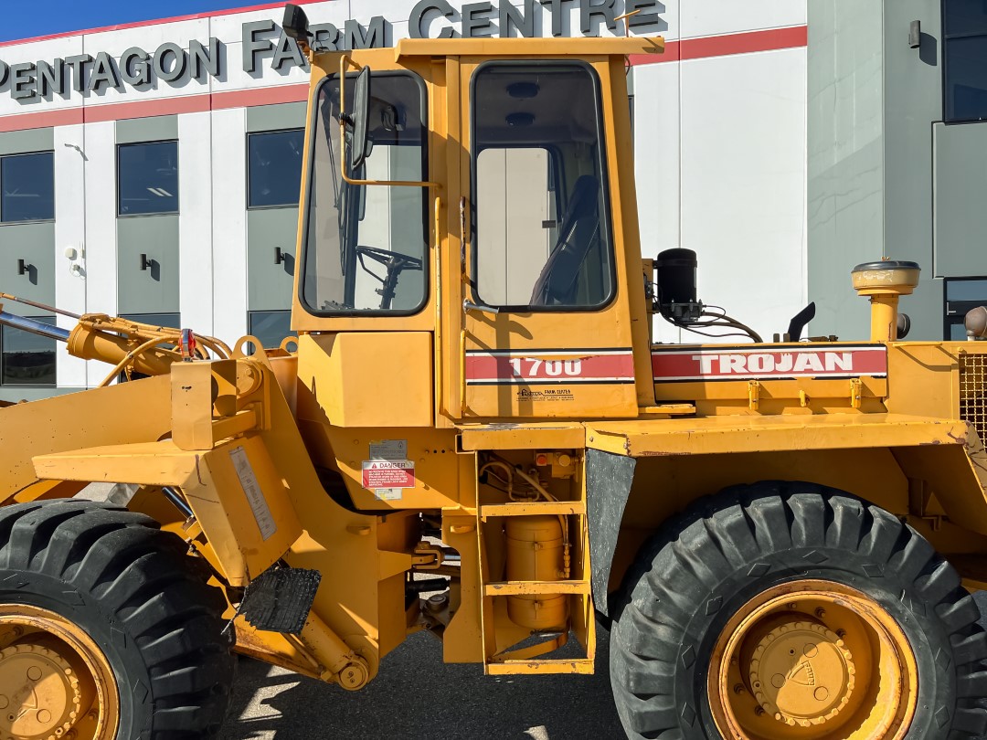 Trojan 1700 Wheel Loader