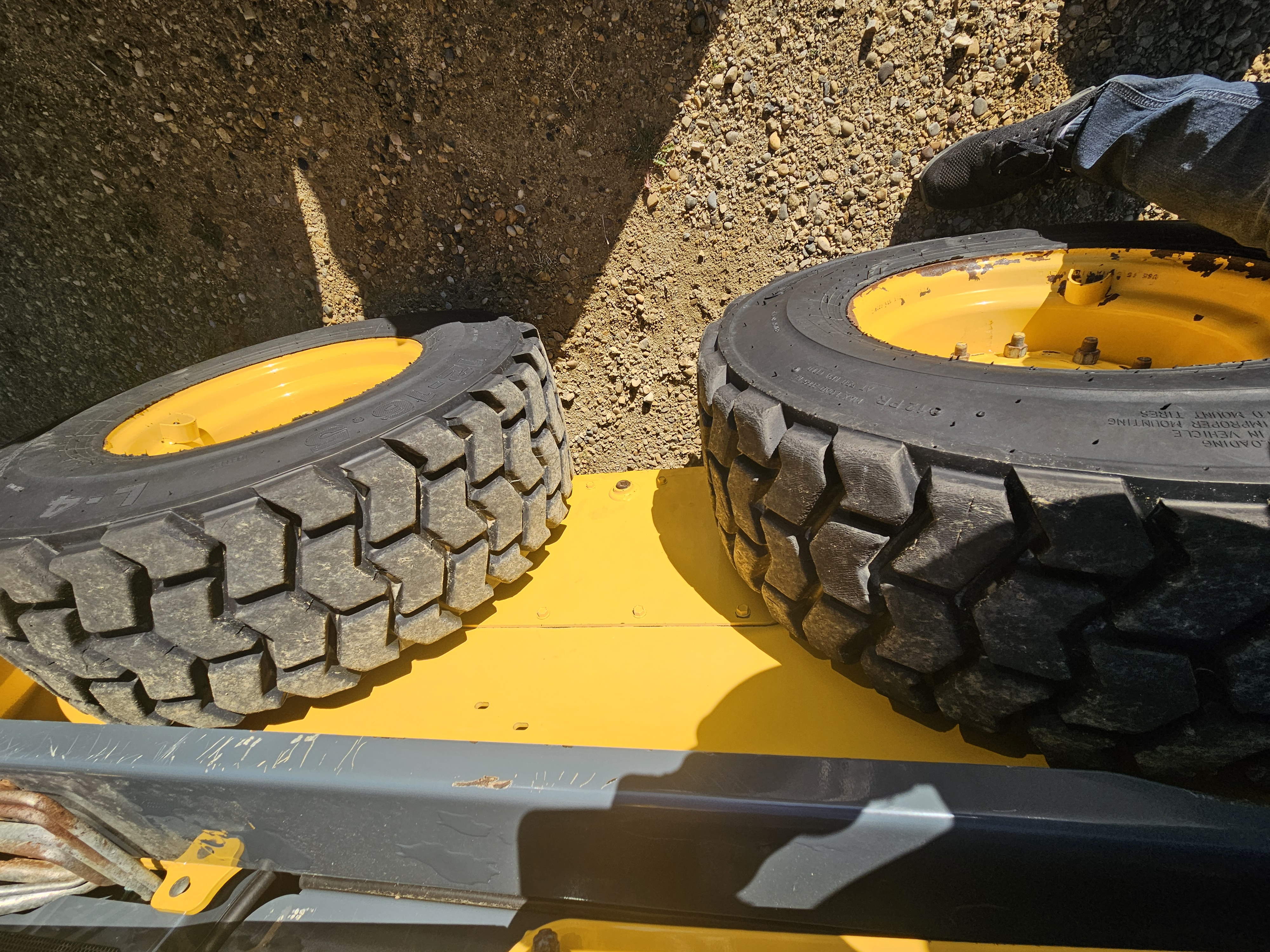 2013 Gehl R190 Skid Steer Loader