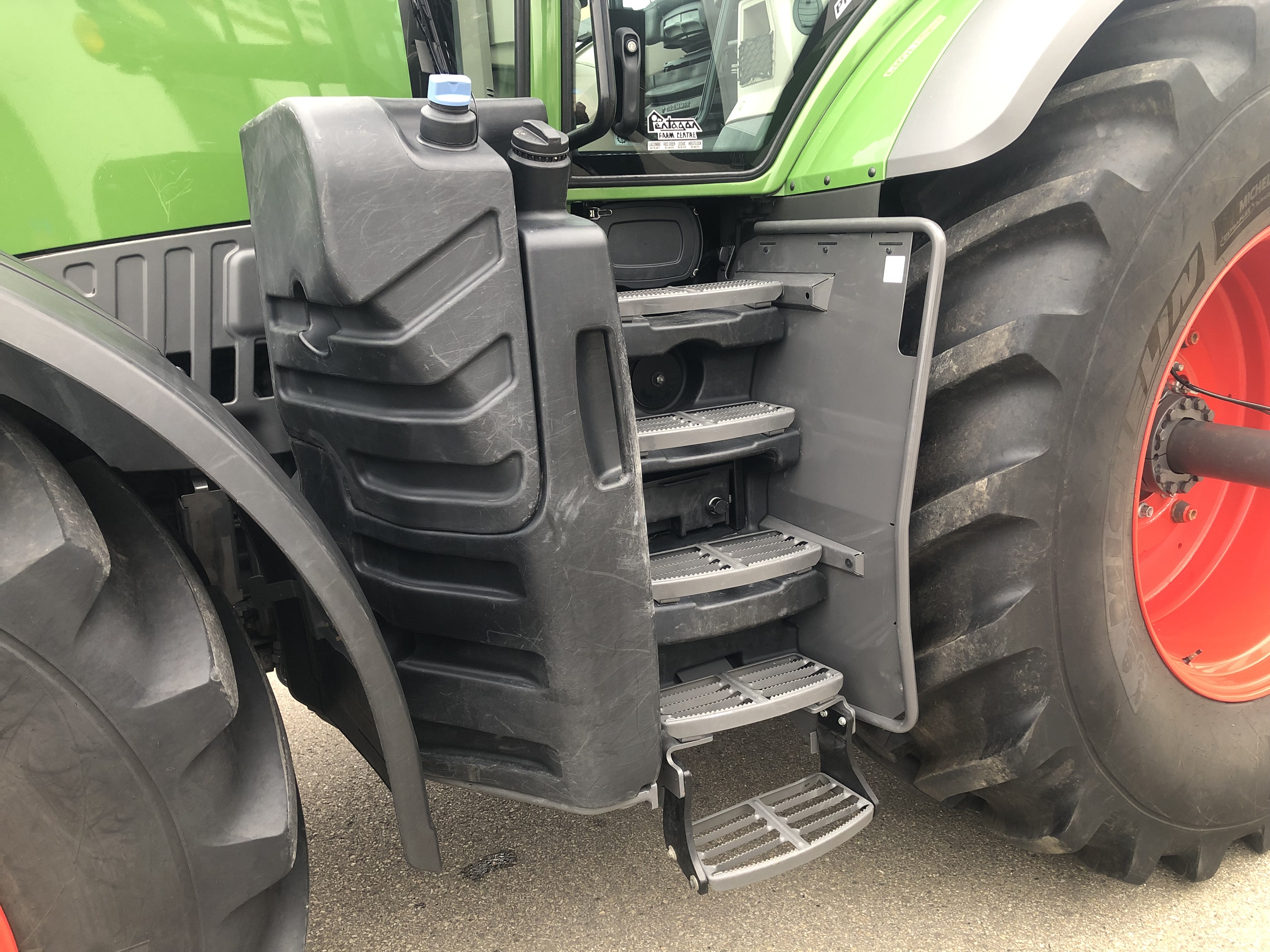 2022 Fendt 1046 Gen2 Tractor