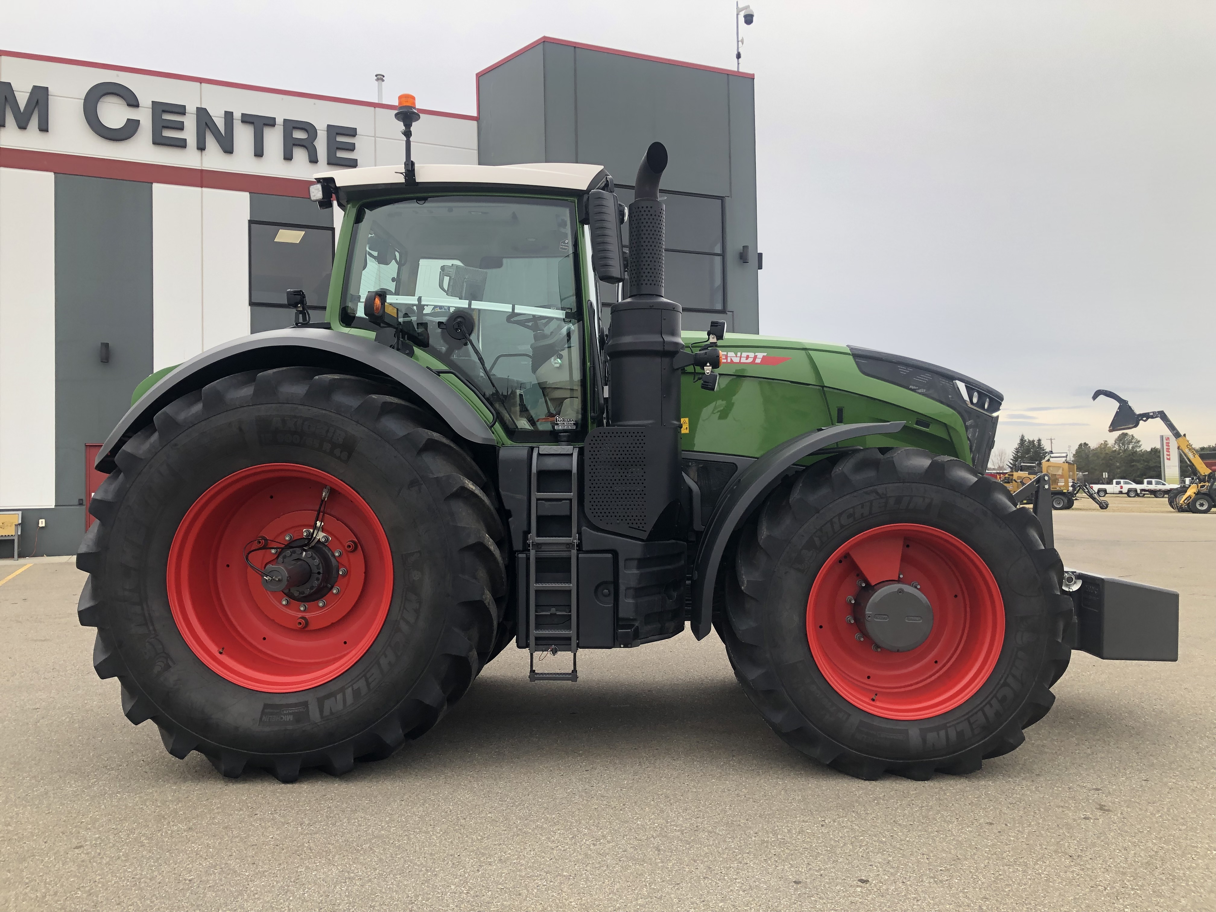 2022 Fendt 1046 Gen2 Tractor