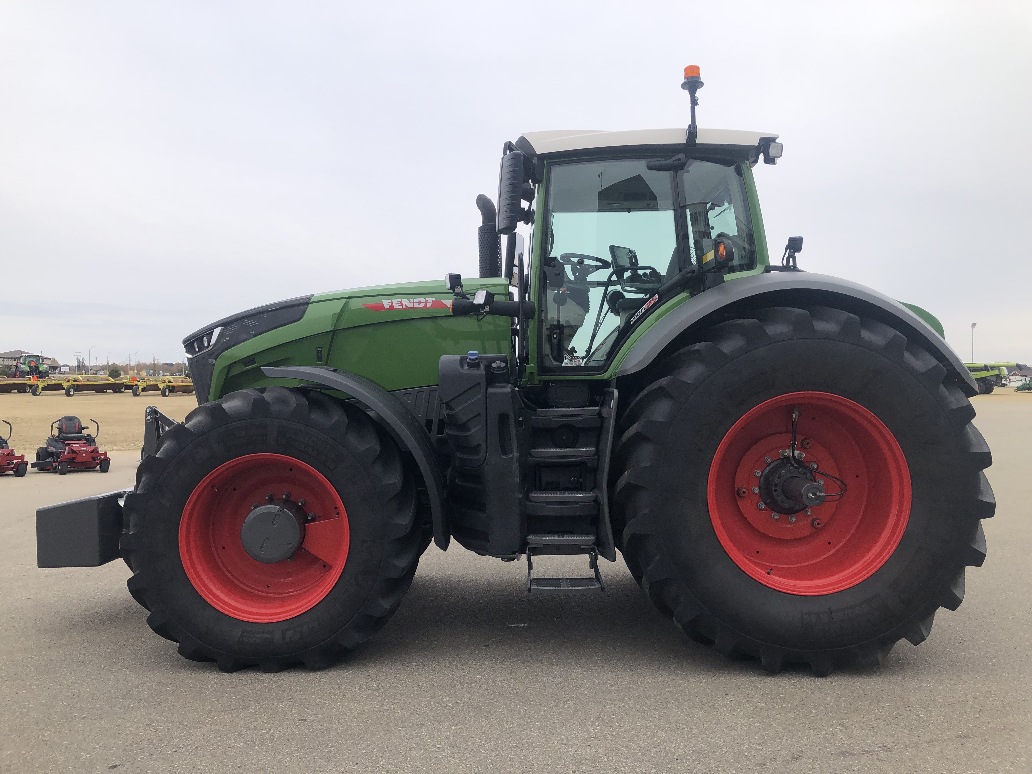 2022 Fendt 1046 Gen2 Tractor