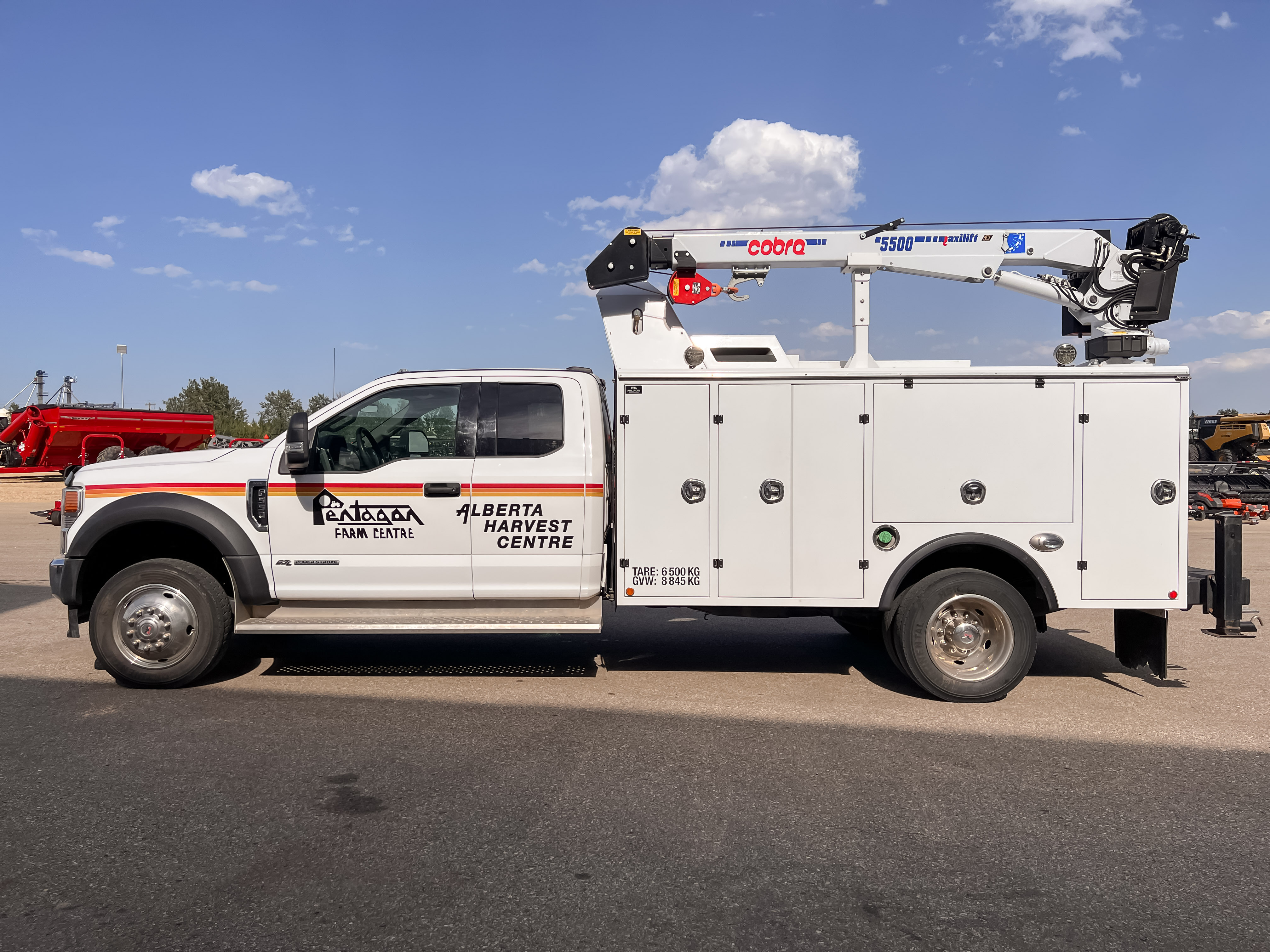 2021 Ford F550 XLT Truck Utility