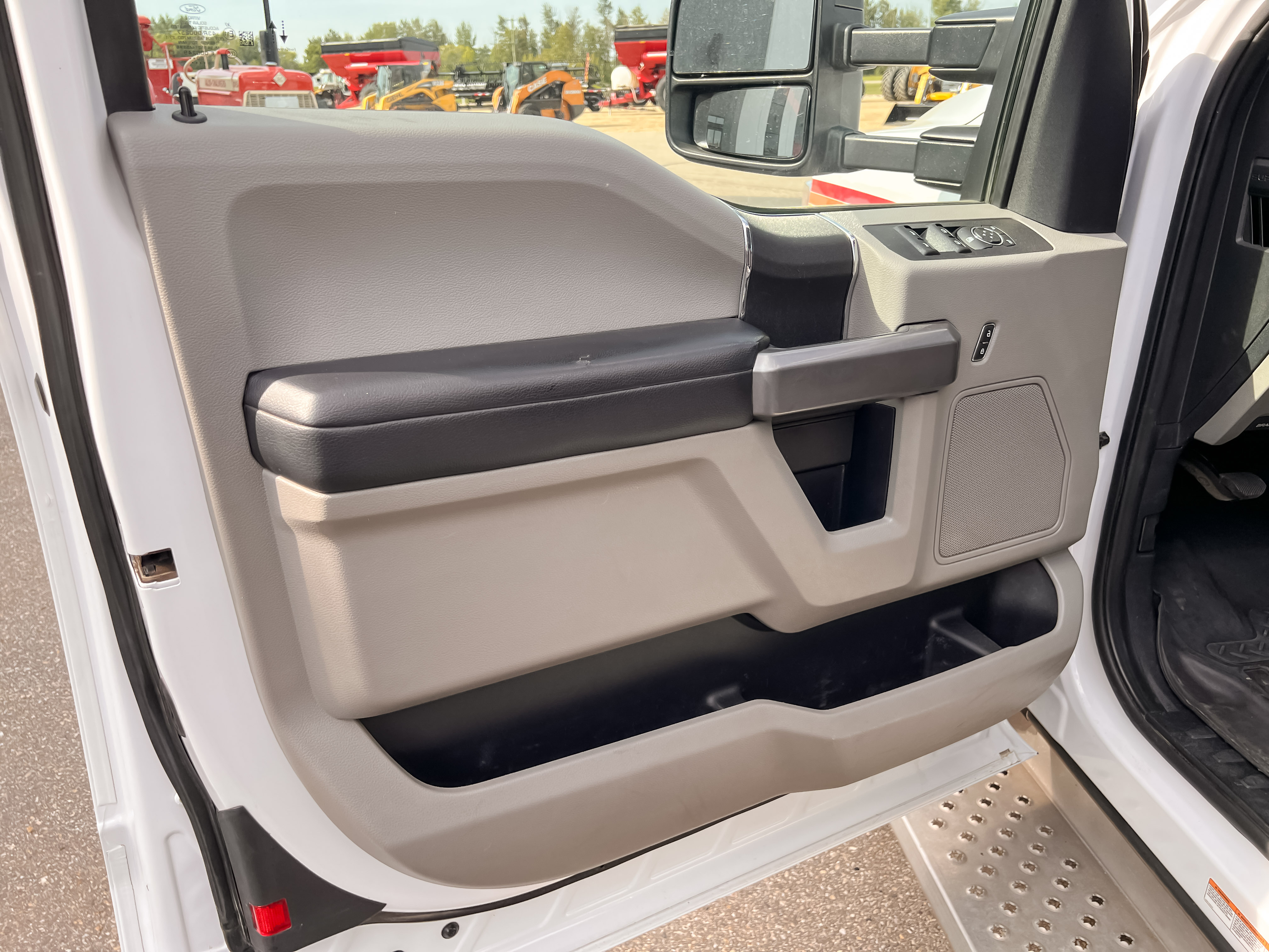 2021 Ford F550 XLT Truck Utility