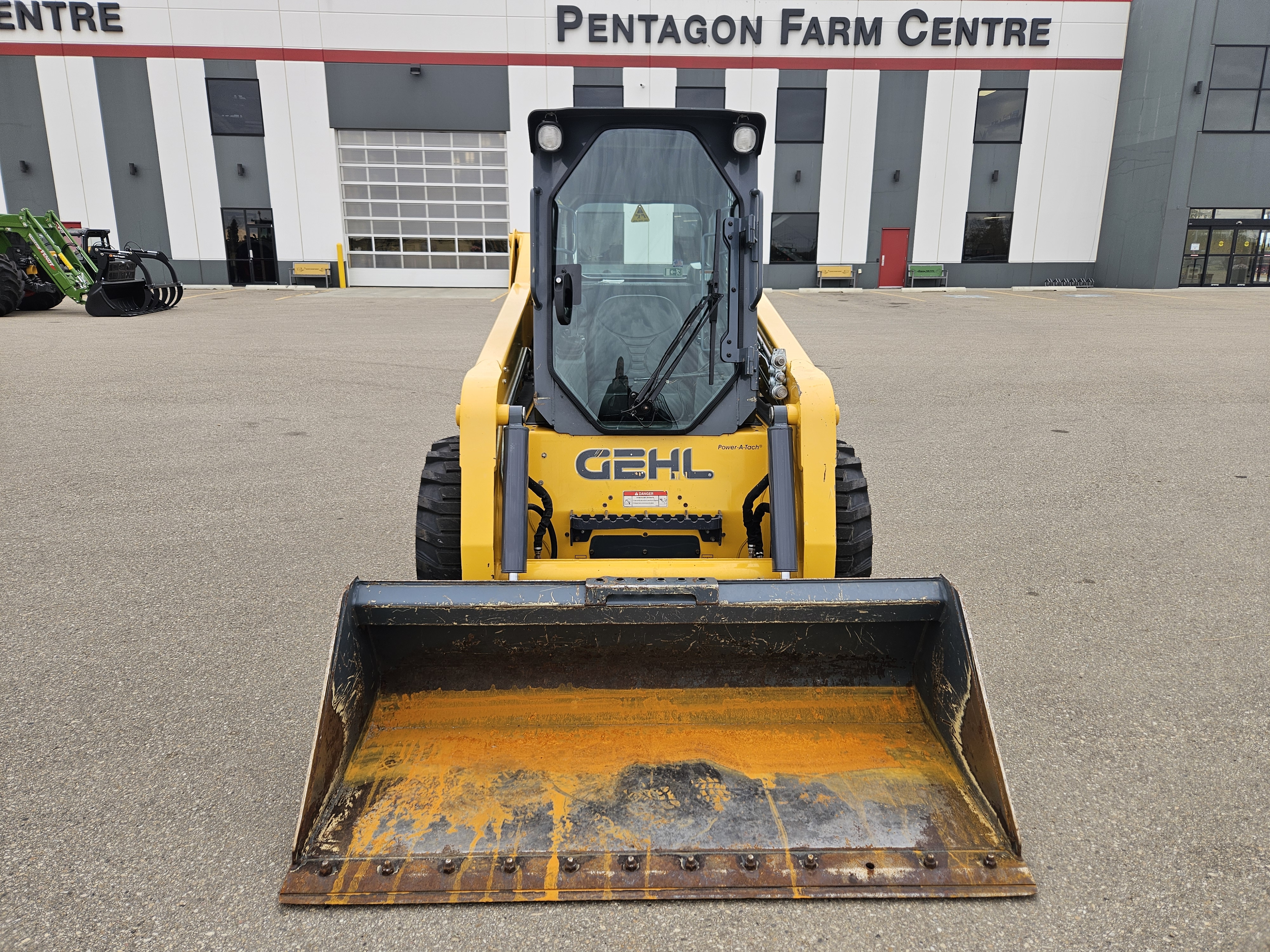 2019 Gehl R220 Skid Steer Loader