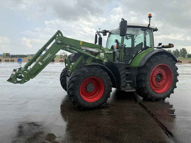 2021 Fendt 718 Gen6 Tractor