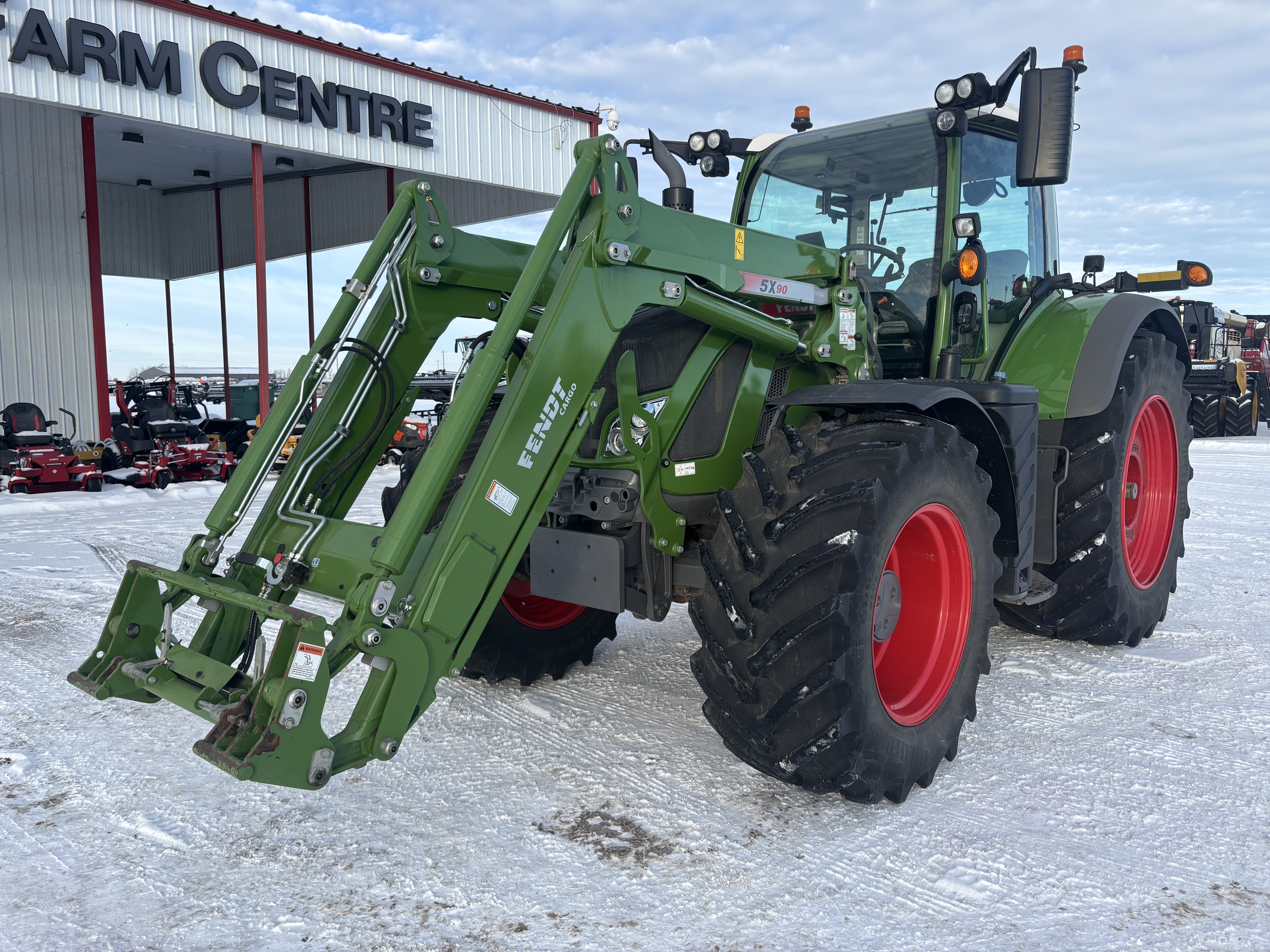 2021 Fendt 718 Gen6 Tractor