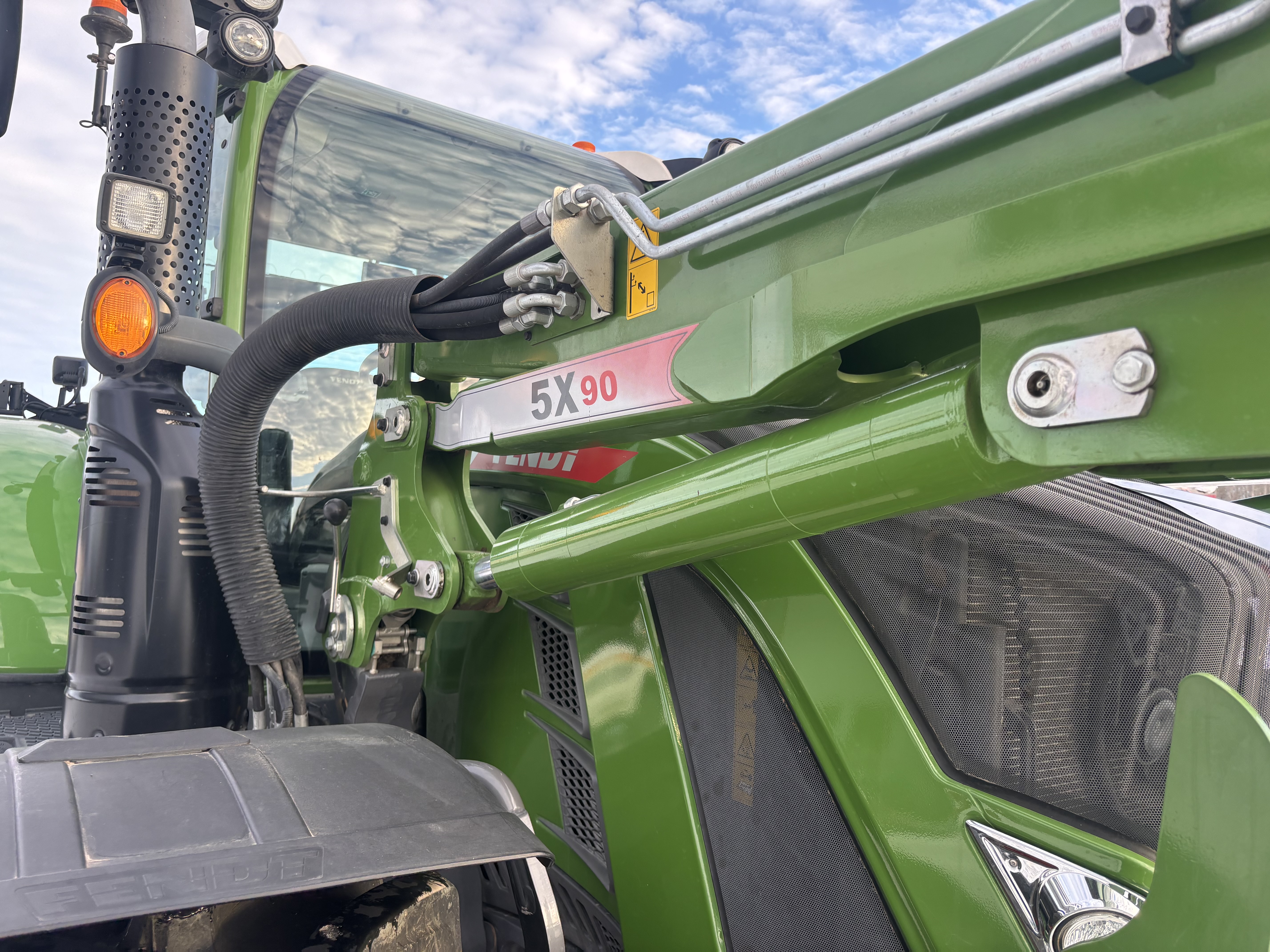 2021 Fendt 718 Gen6 Tractor