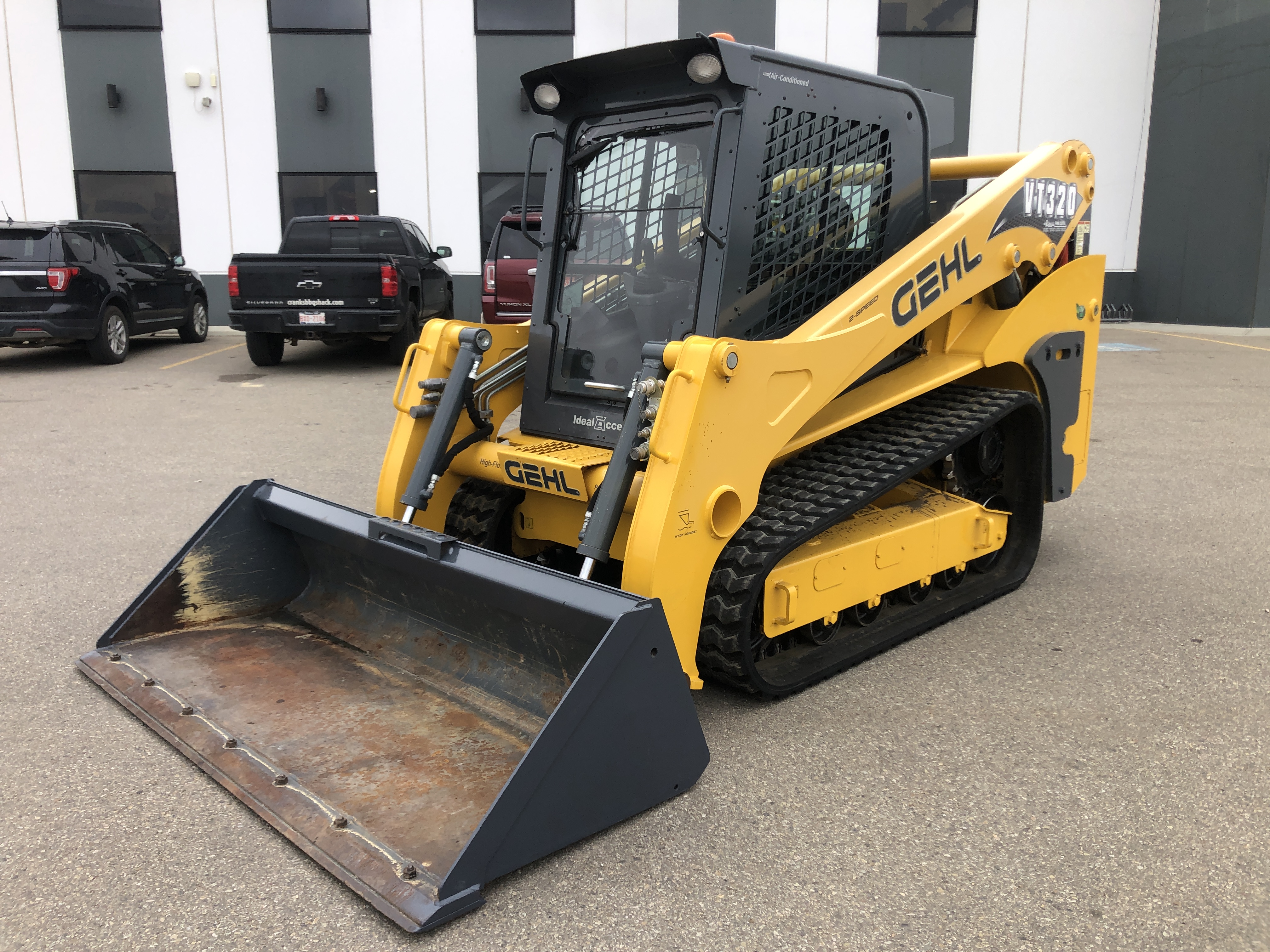 2018 Gehl VT320 Skid Steer Loader