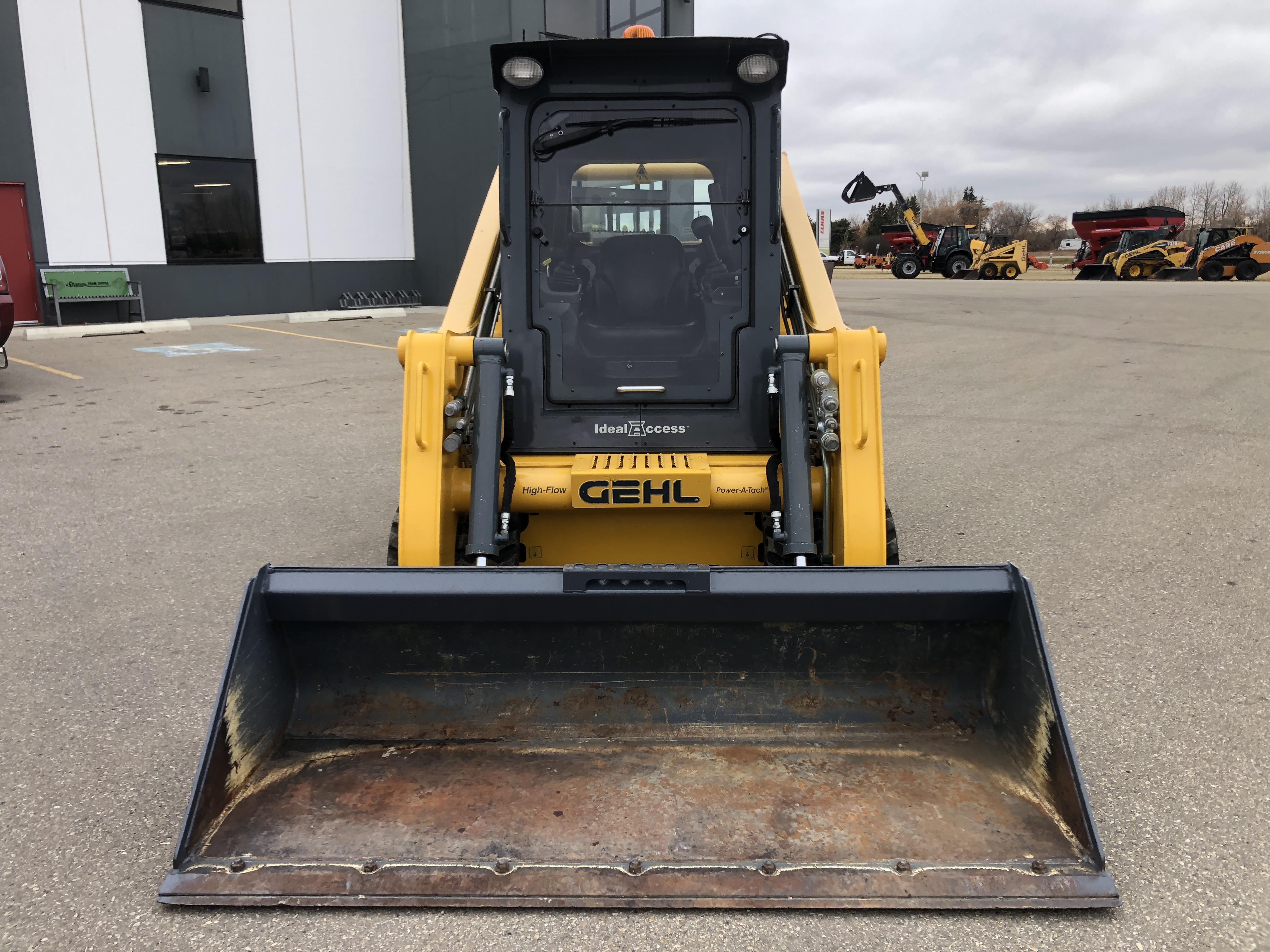 2018 Gehl VT320 Skid Steer Loader