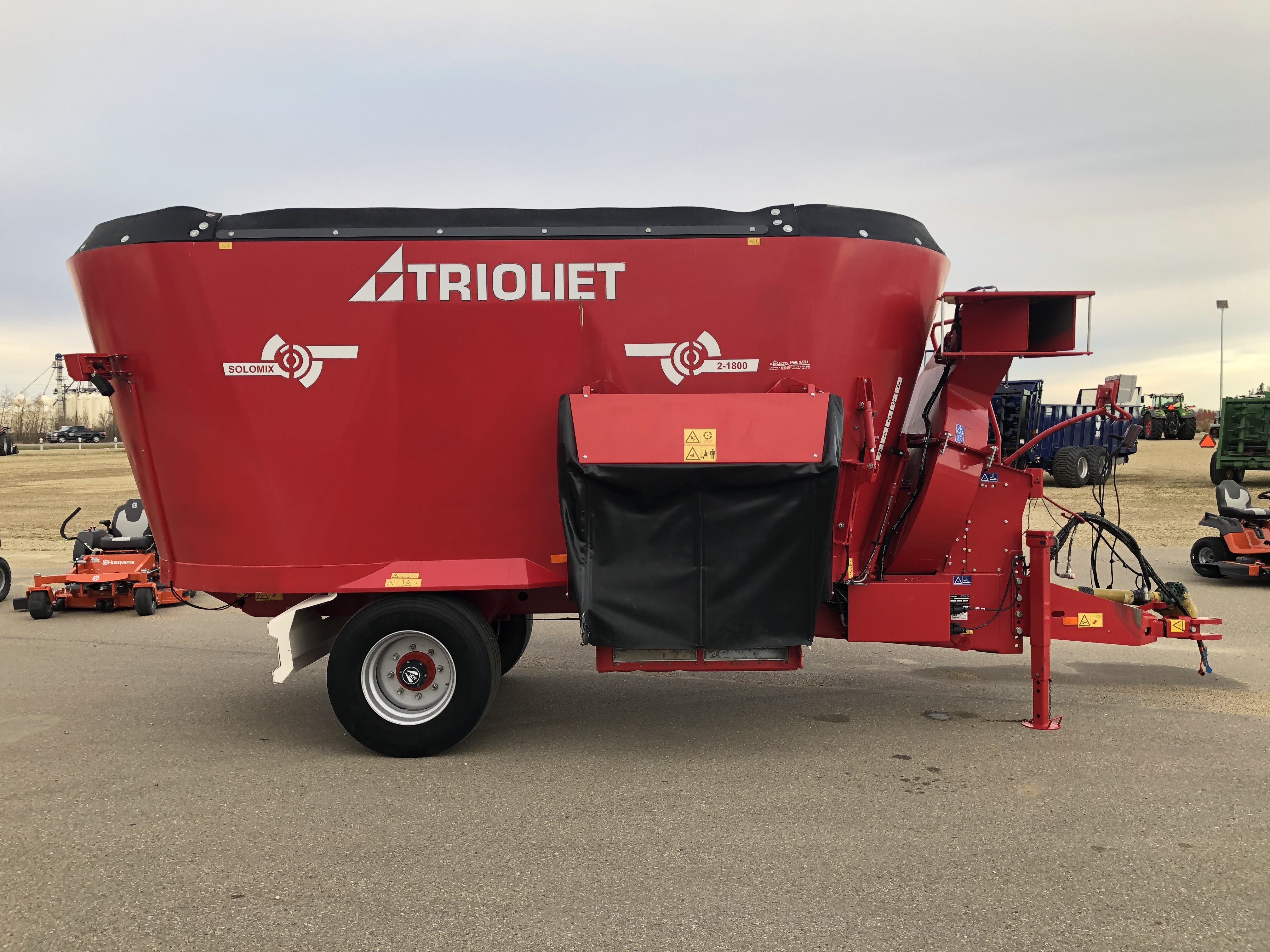 2020 Trioliet P2-1800ZK Vertical Feed Mixer