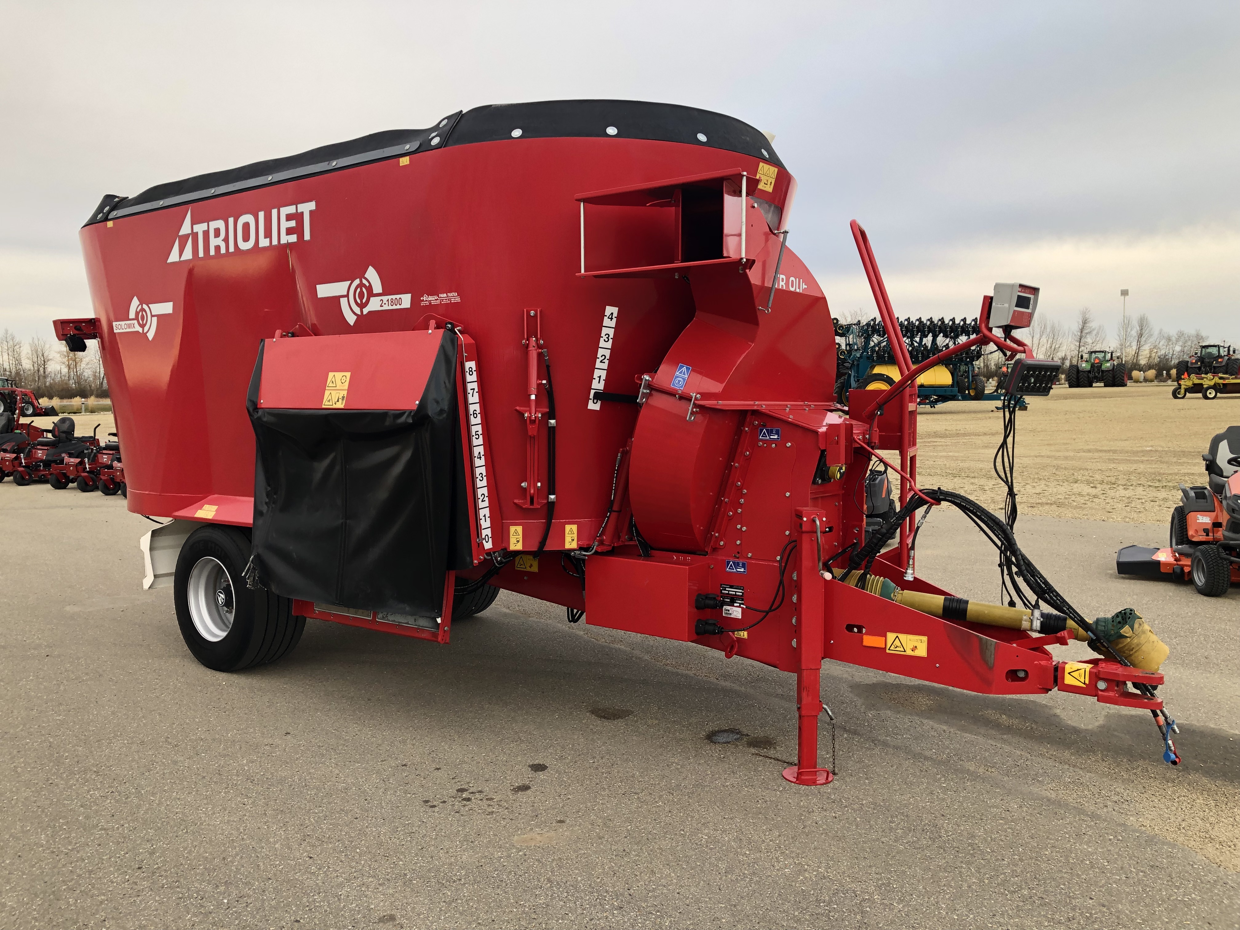 2020 Trioliet P2-1800ZK Vertical Feed Mixer