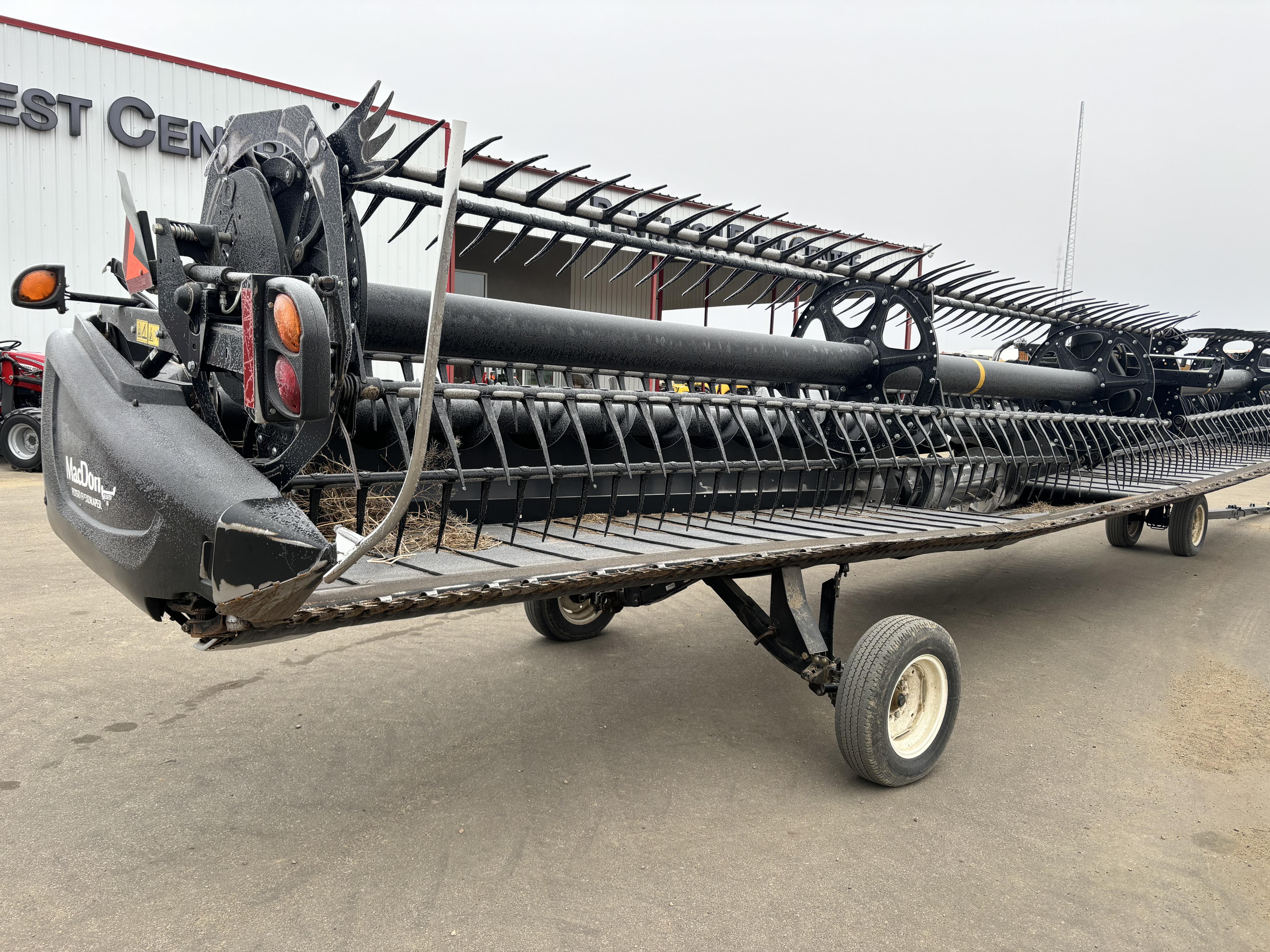 2018 MacDon FD75 Header Combine