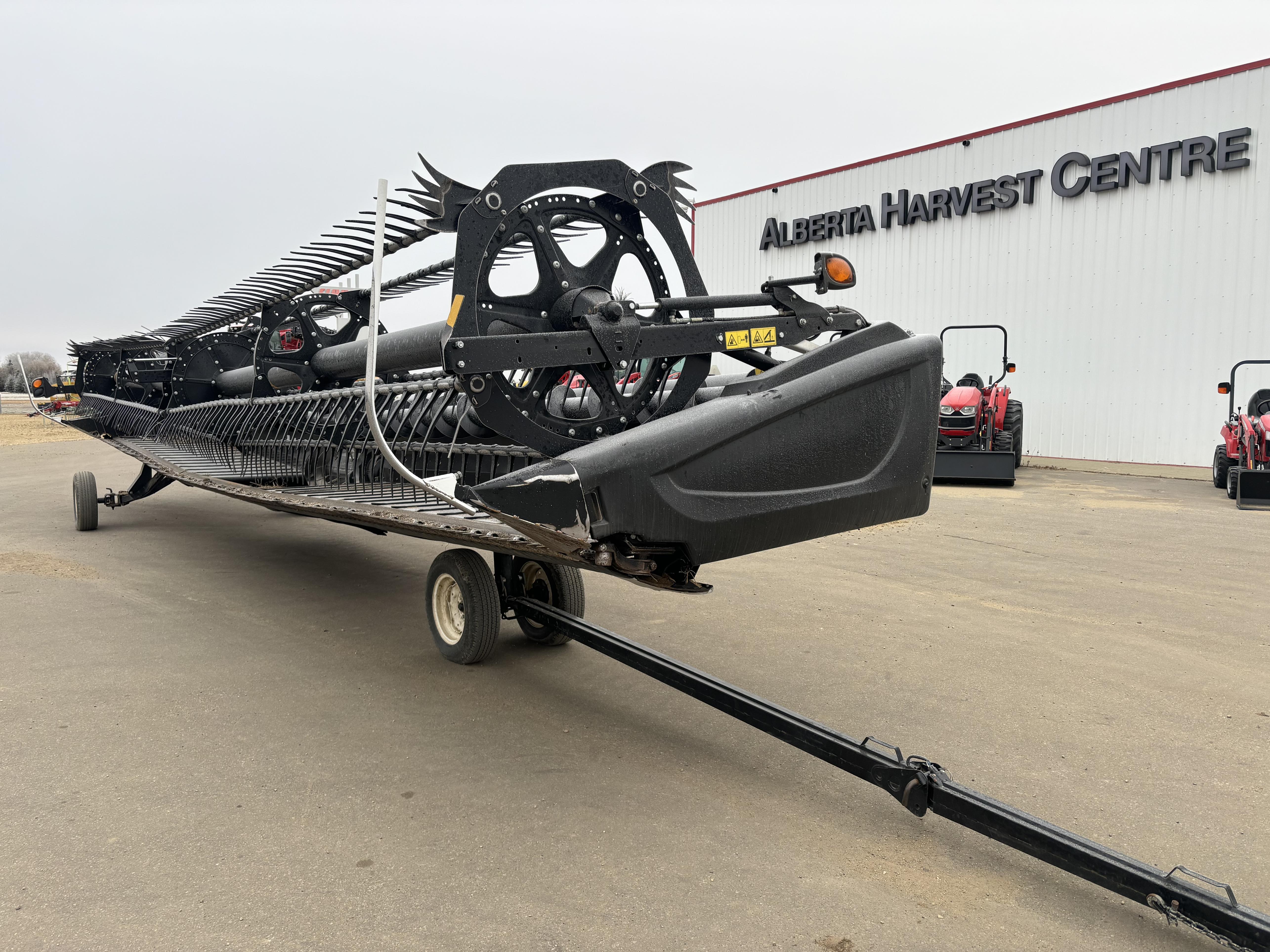 2018 MacDon FD75 Header Combine