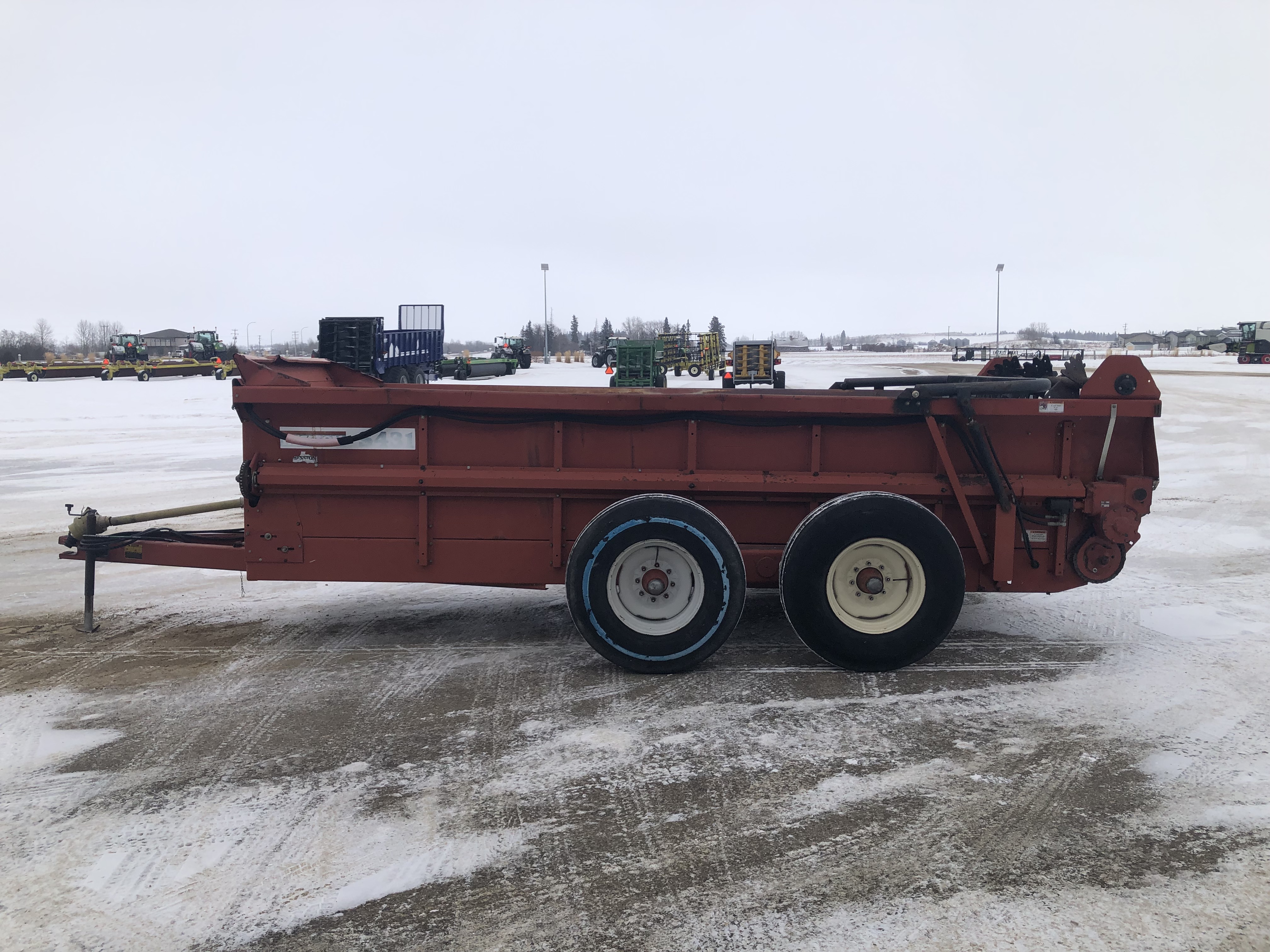 Hesston S431 Manure Spreader