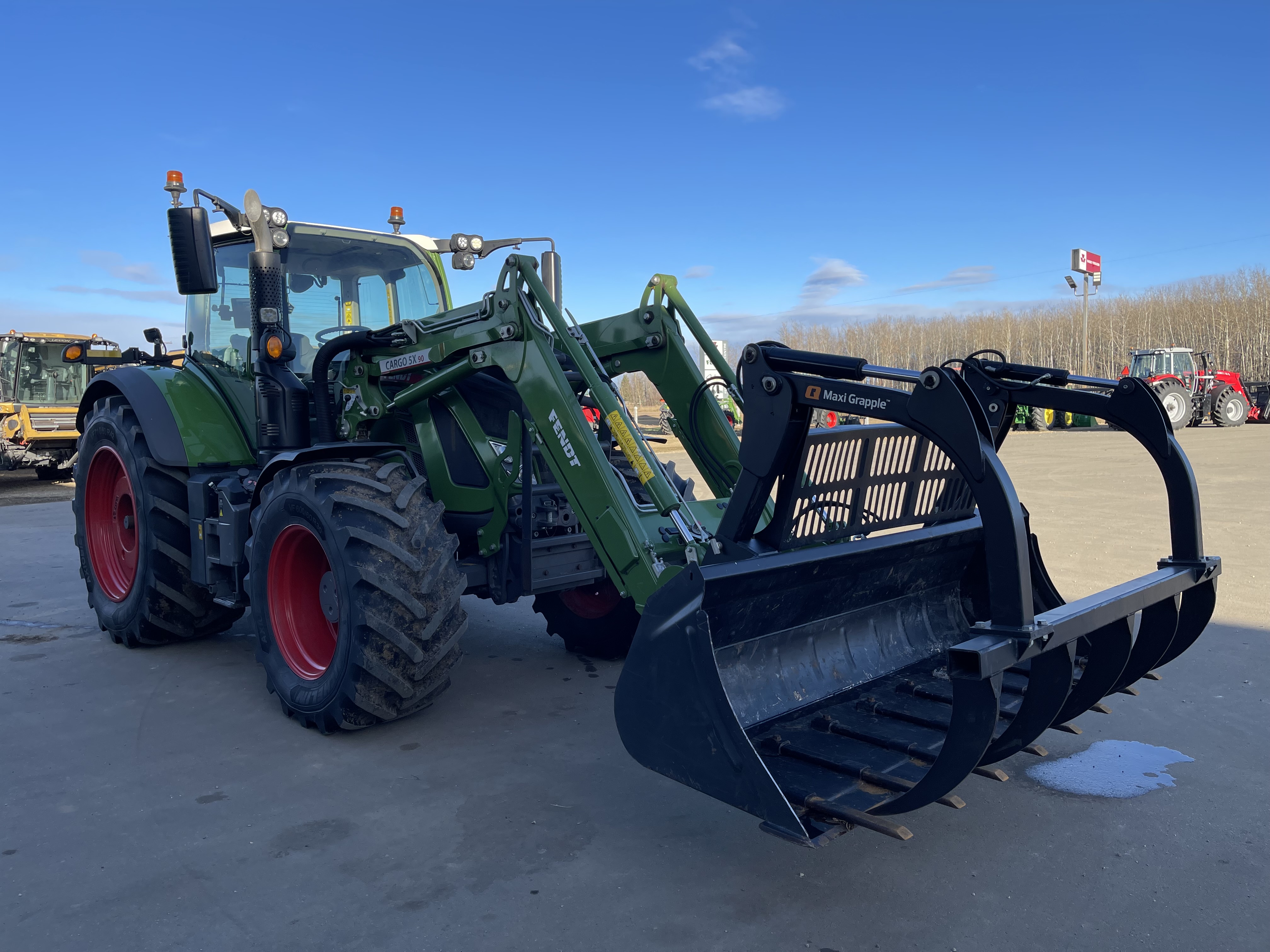 2022 Fendt 718 Gen6 Tractor