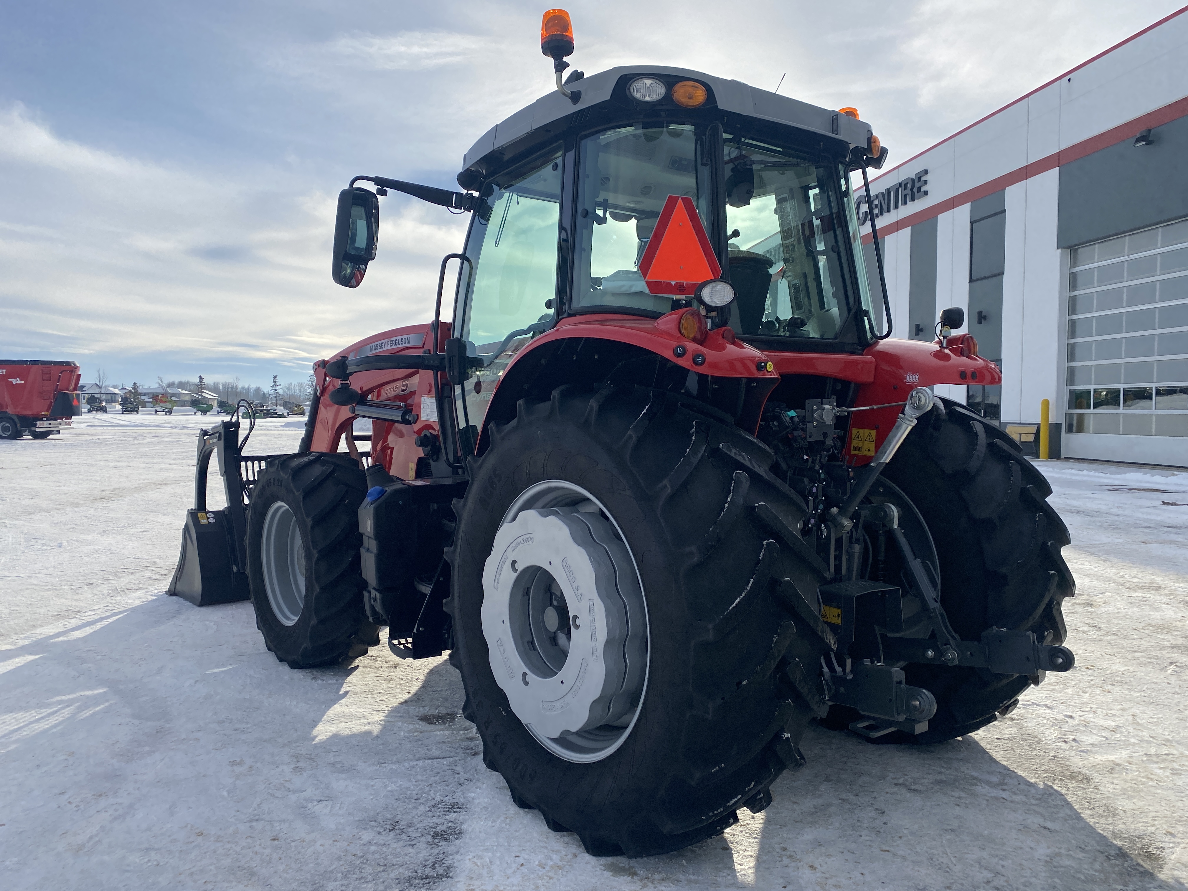 2022 Massey Ferguson 7715S Tractor