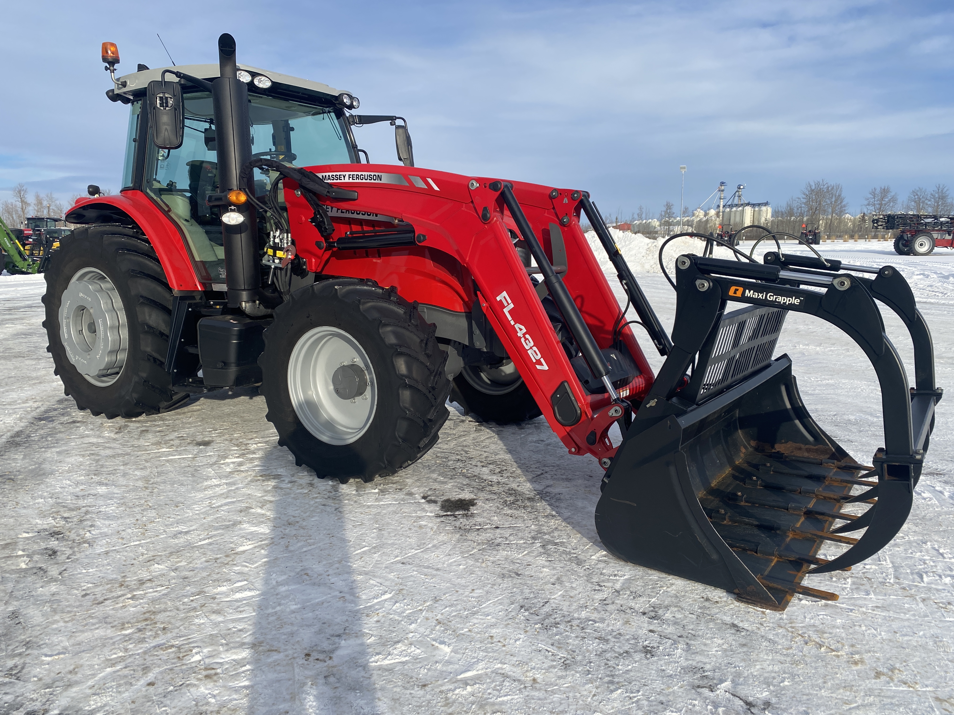 2022 Massey Ferguson 7715S Tractor