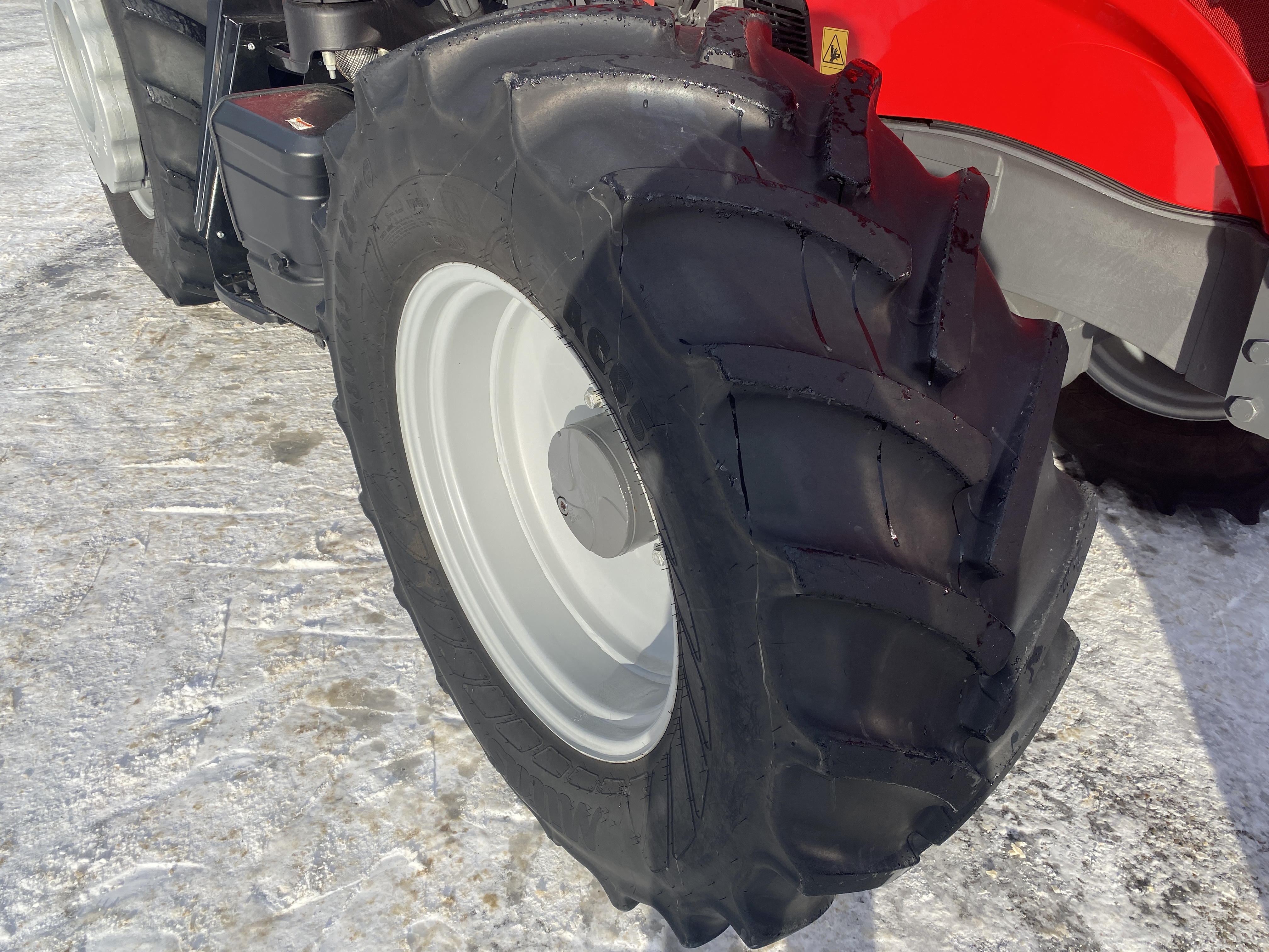 2022 Massey Ferguson 7715S Tractor