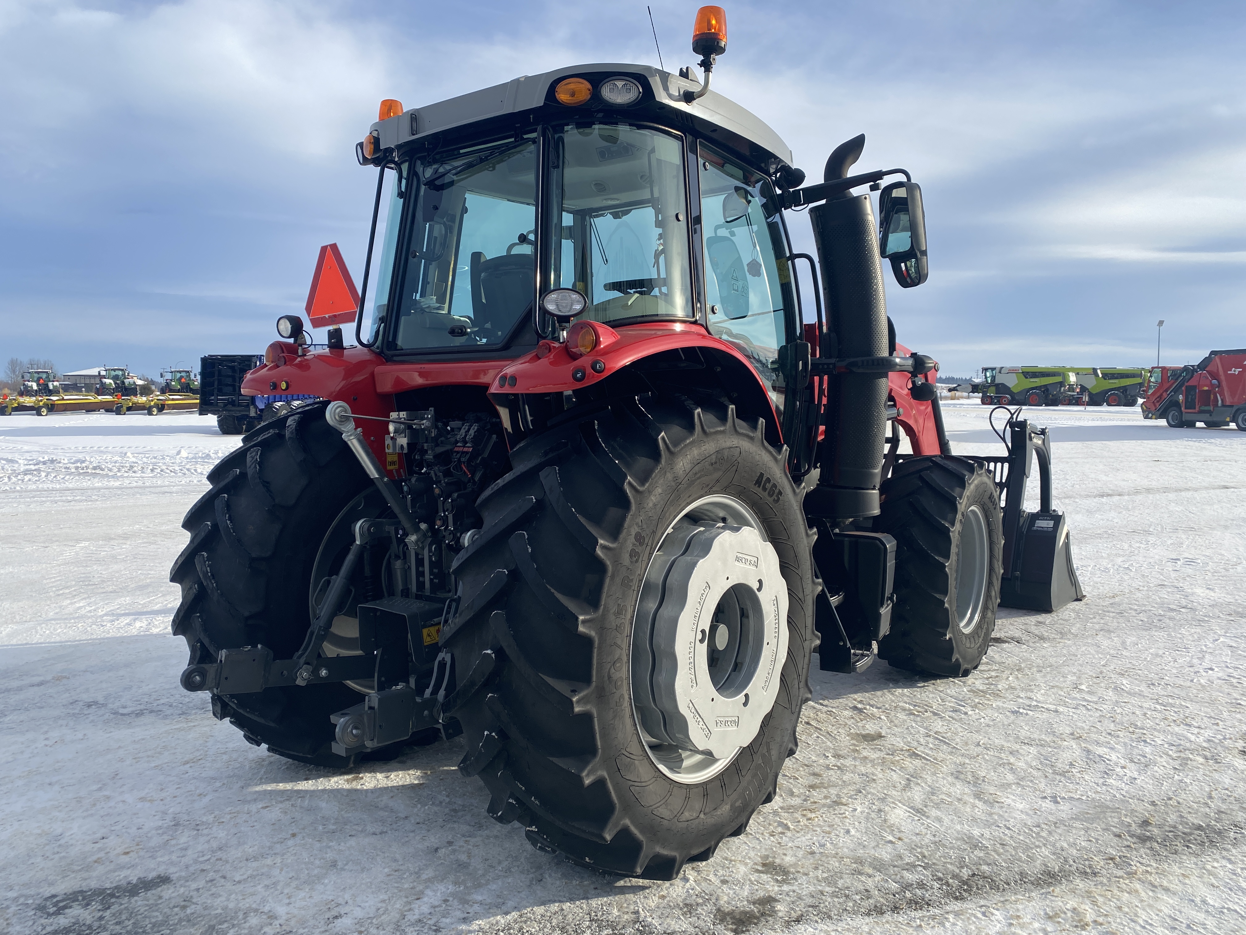 2022 Massey Ferguson 7715S Tractor