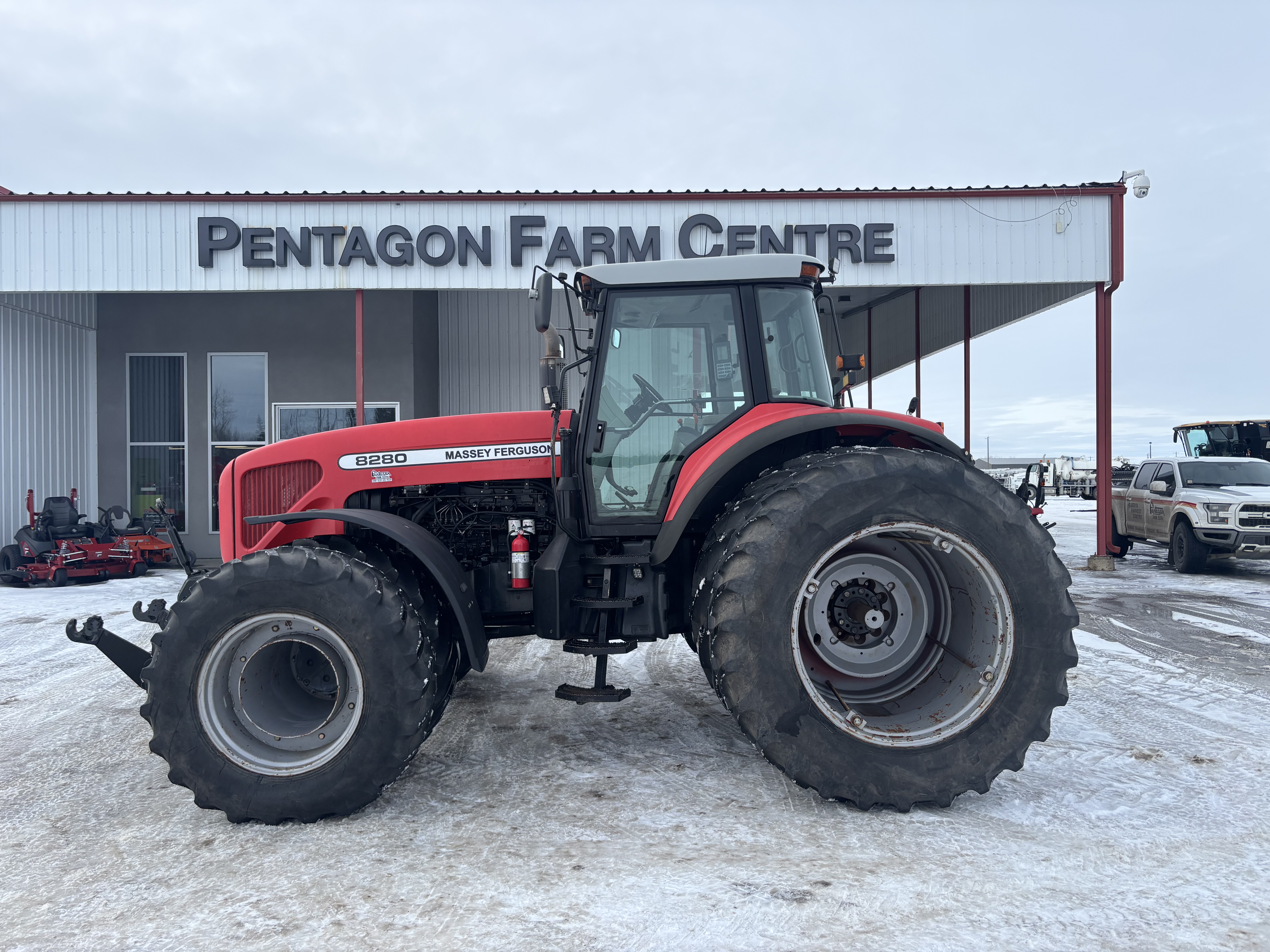 2003 Massey Ferguson 8280 Tractor