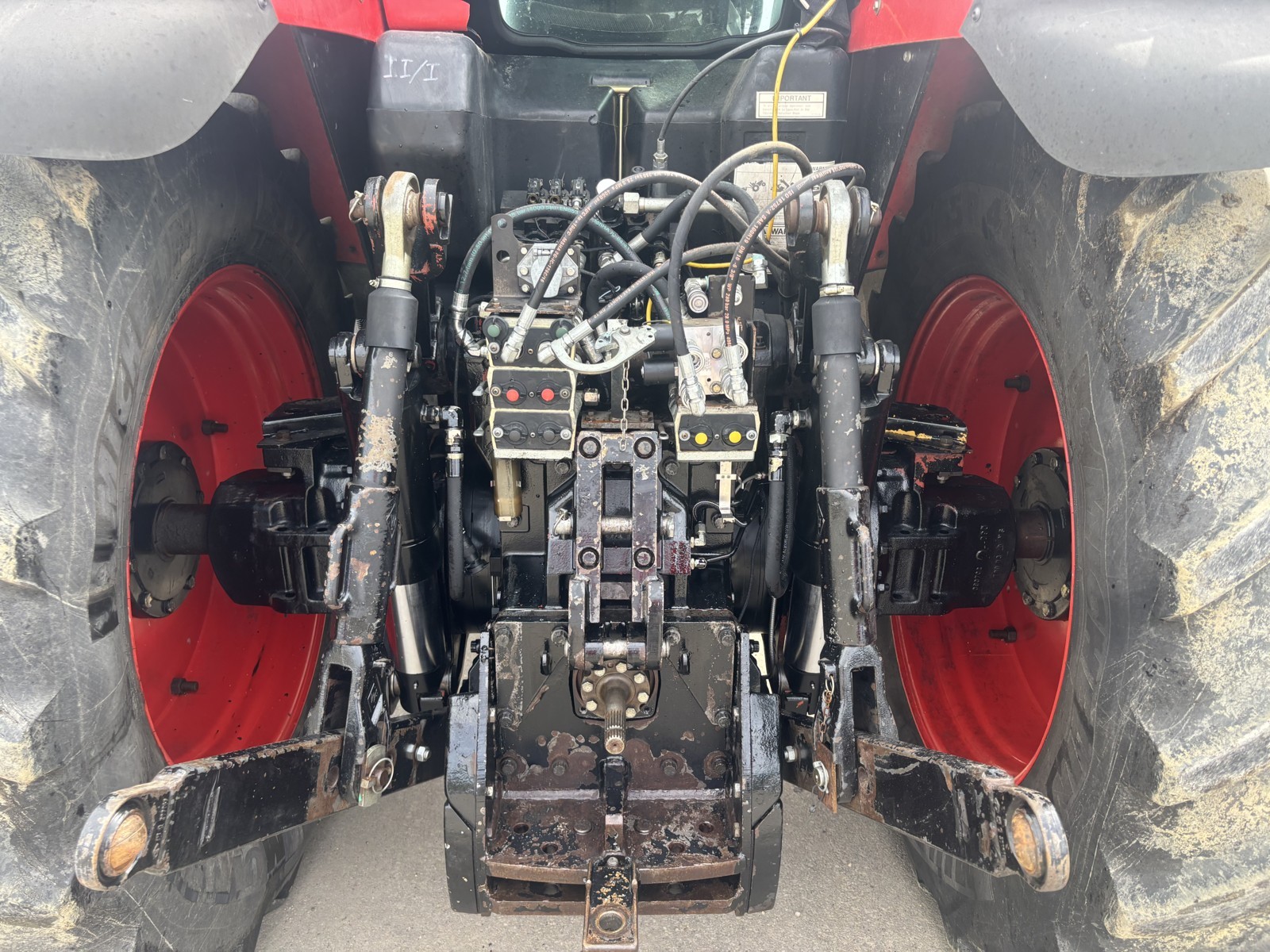 2003 Massey Ferguson 8280 Tractor