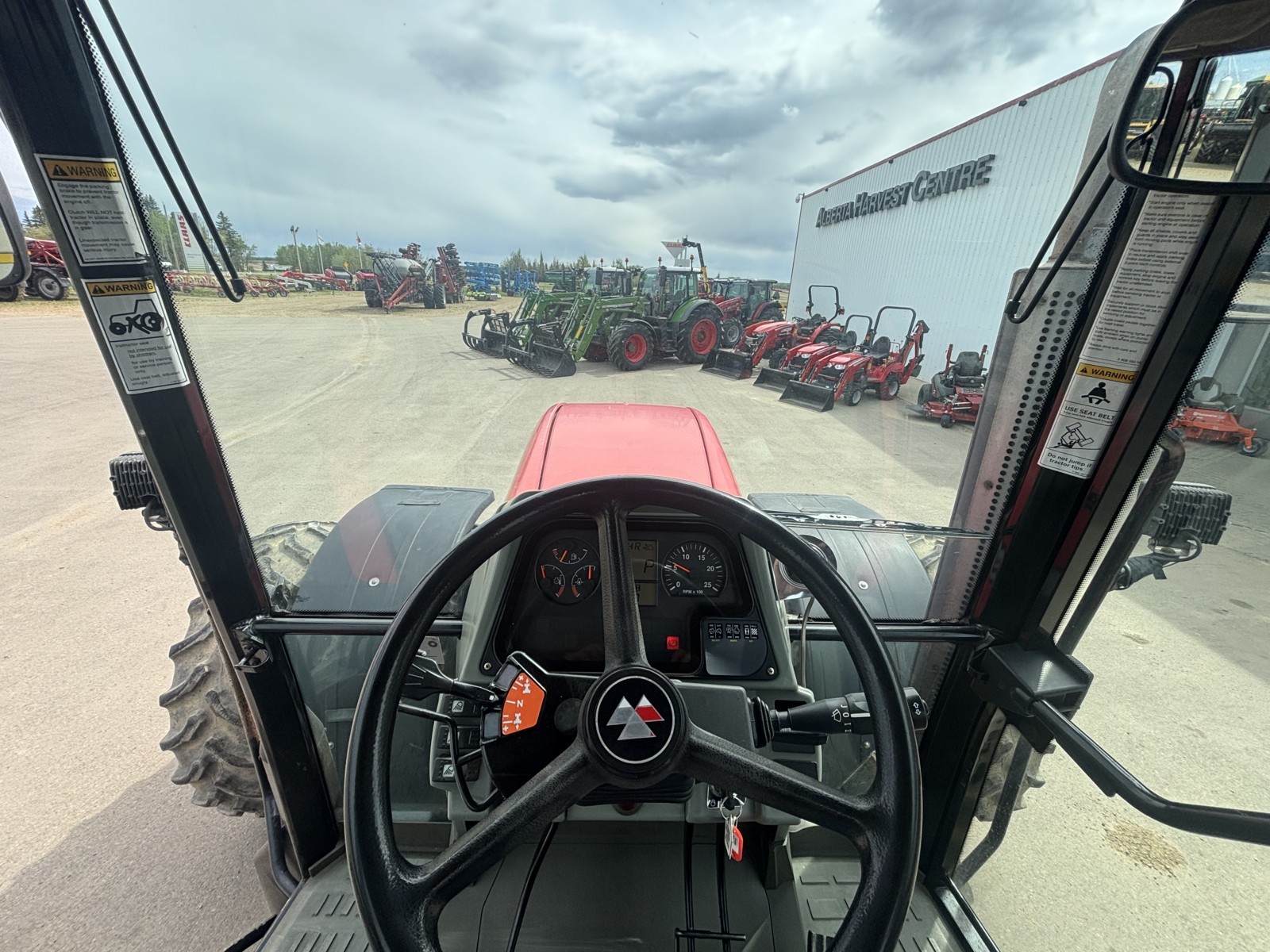 2003 Massey Ferguson 8280 Tractor