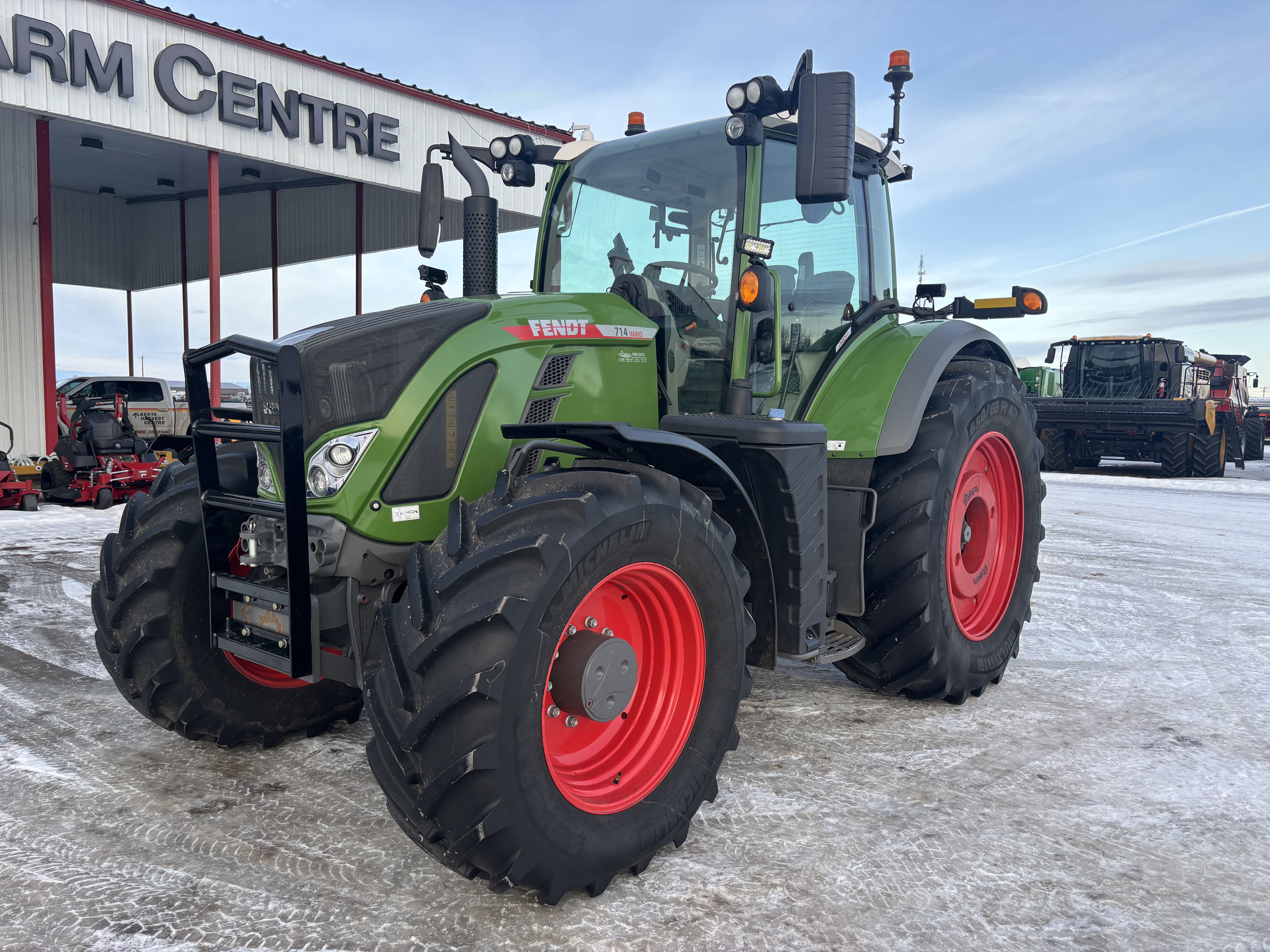 2021 Fendt 714 Gen6 Tractor