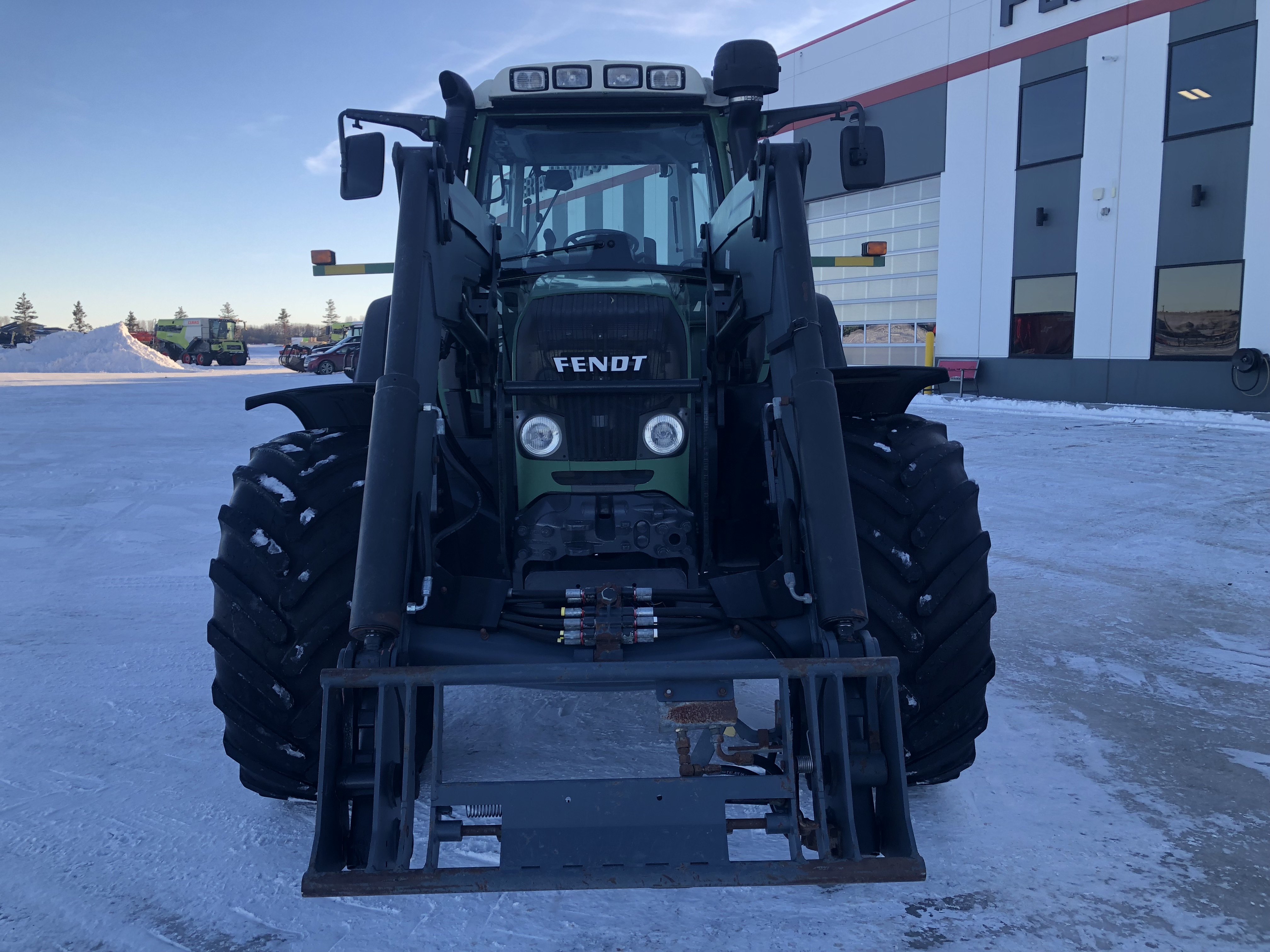 2005 Fendt 716 Tractor