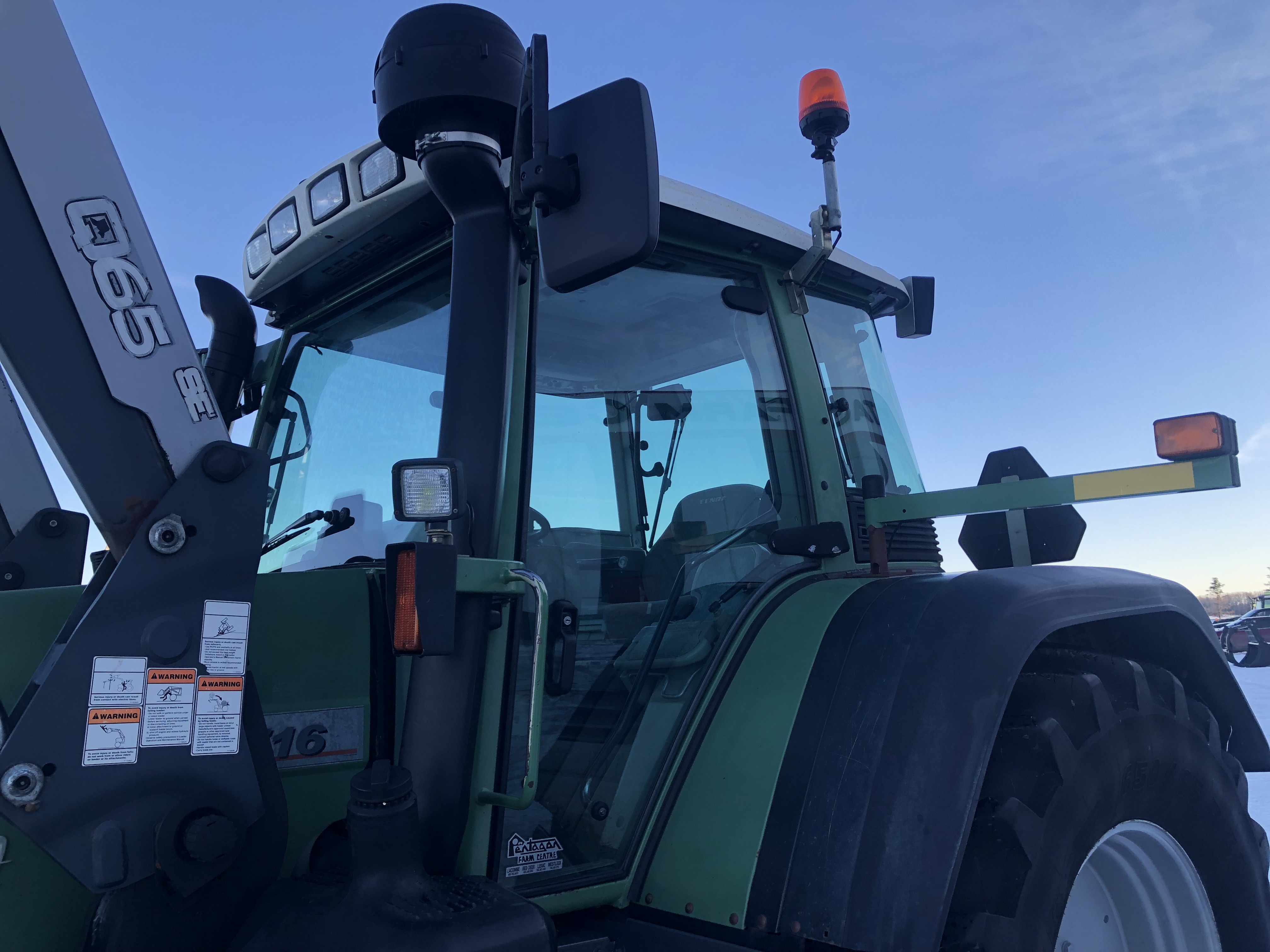 2005 Fendt 716 Tractor