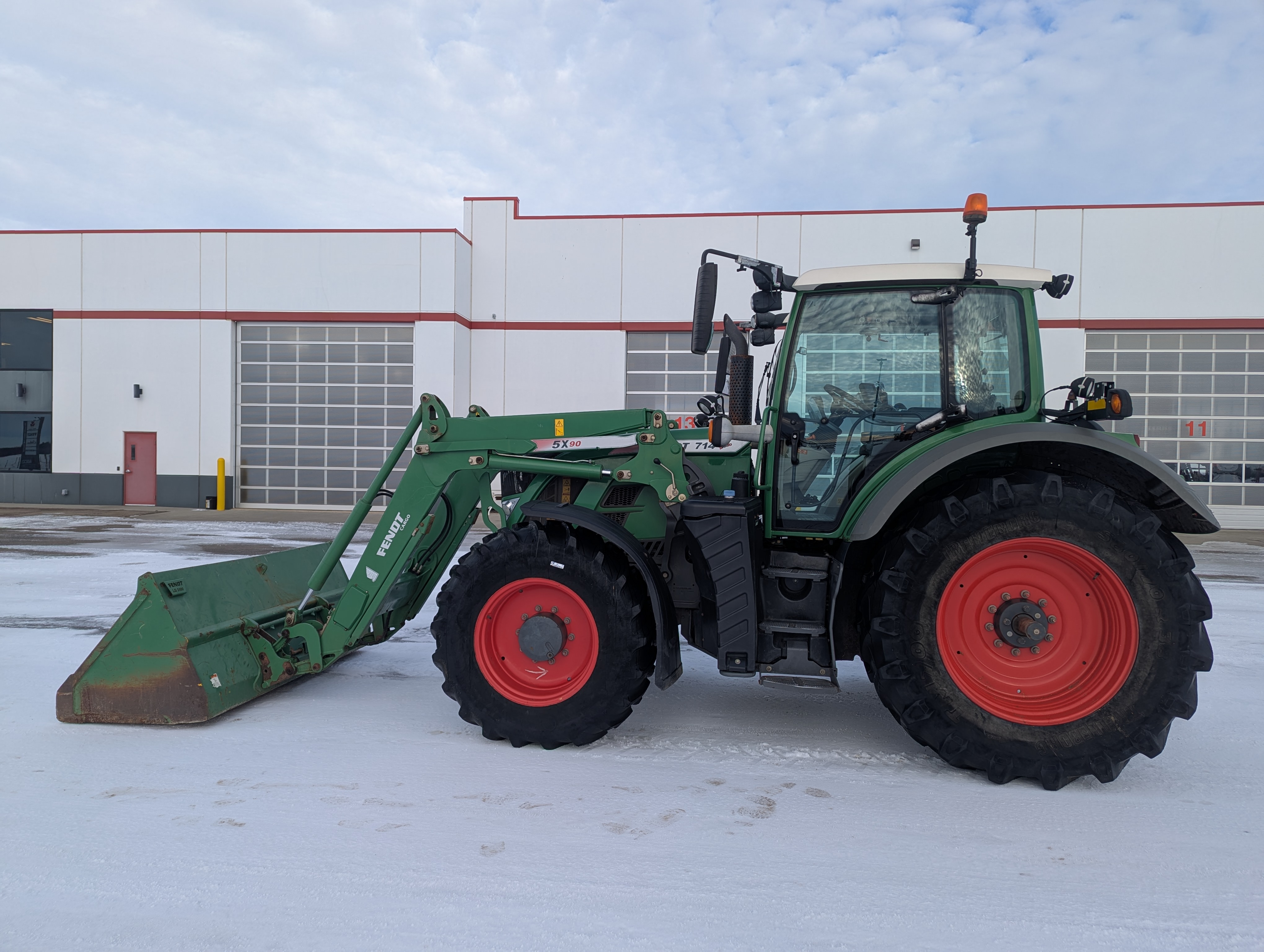 2014 Fendt 714VO Tractor