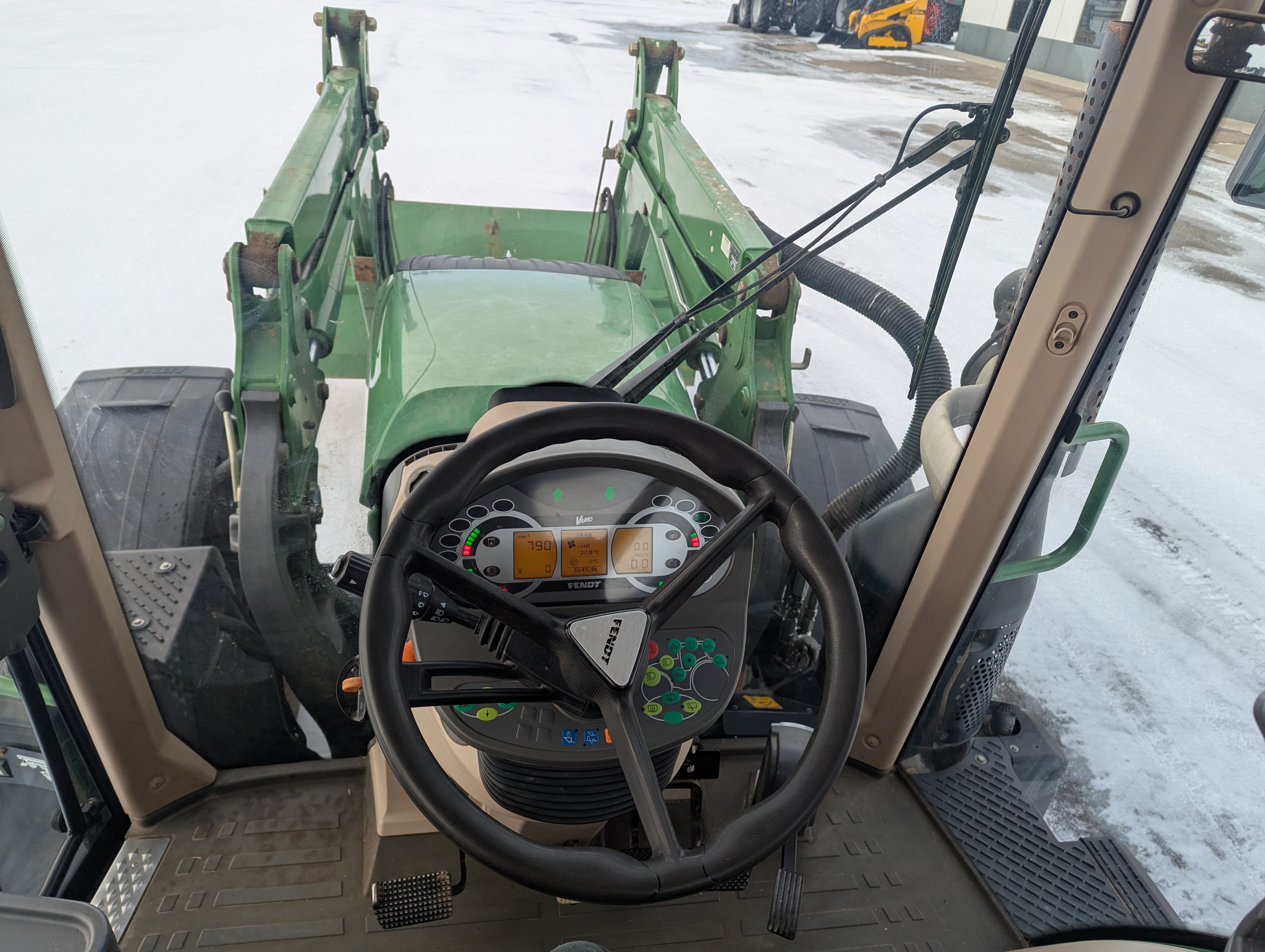 2014 Fendt 714VO Tractor