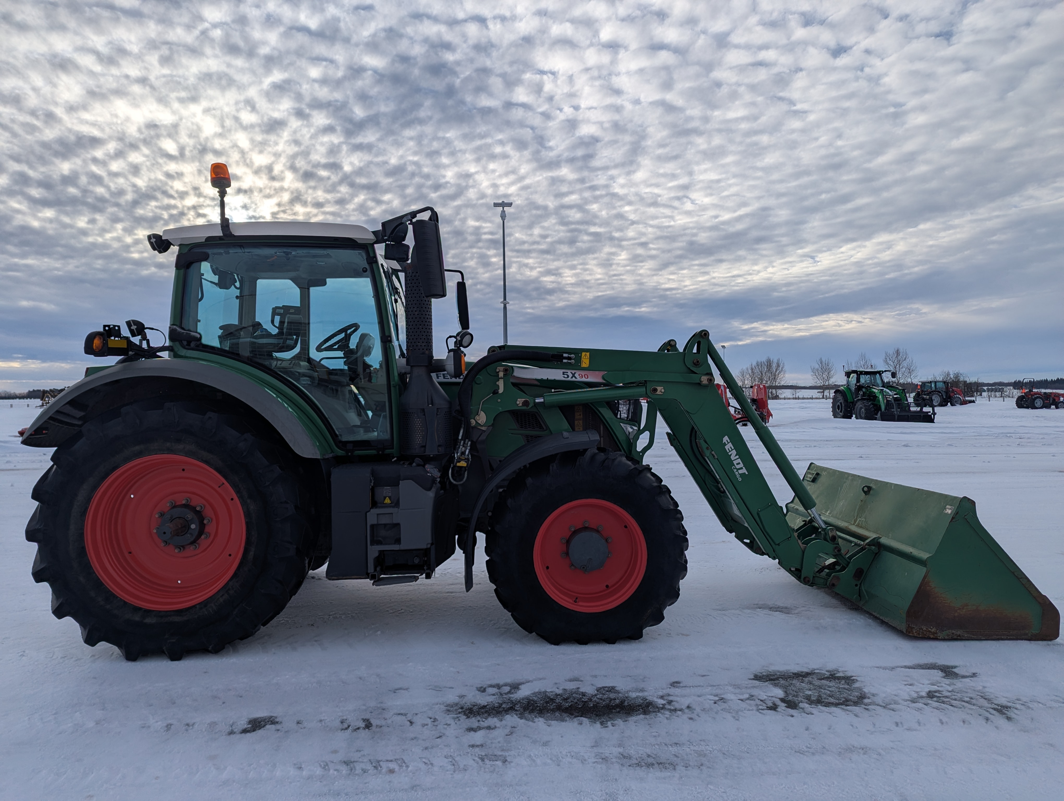 2014 Fendt 714VO Tractor