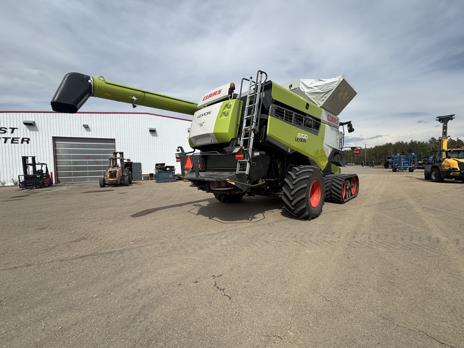 2021 CLAAS 8700TT Combine