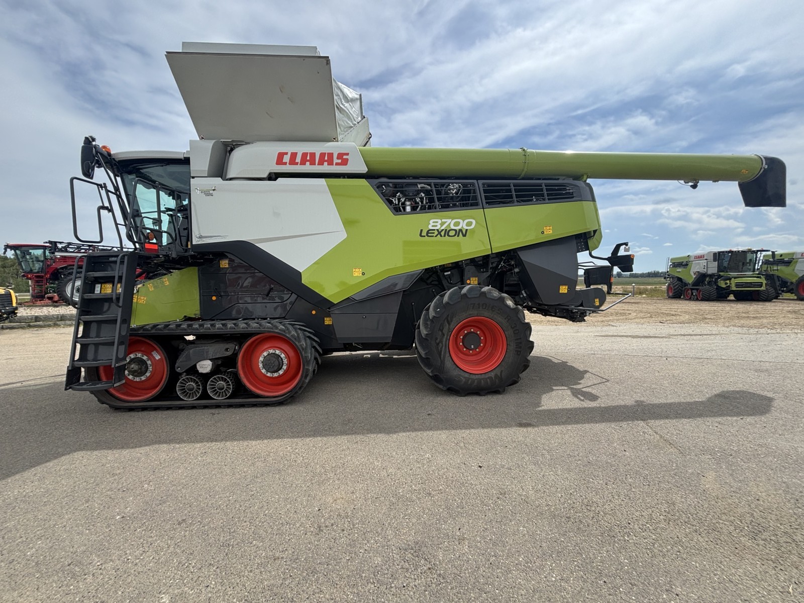 2021 CLAAS 8700TT Combine