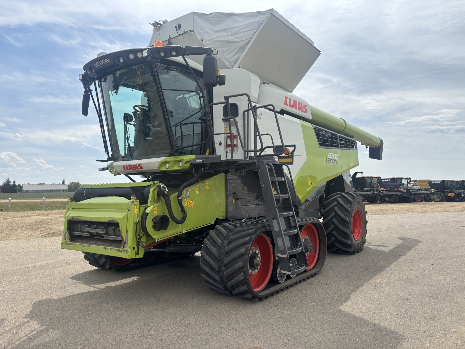 2021 CLAAS 8700TT Combine