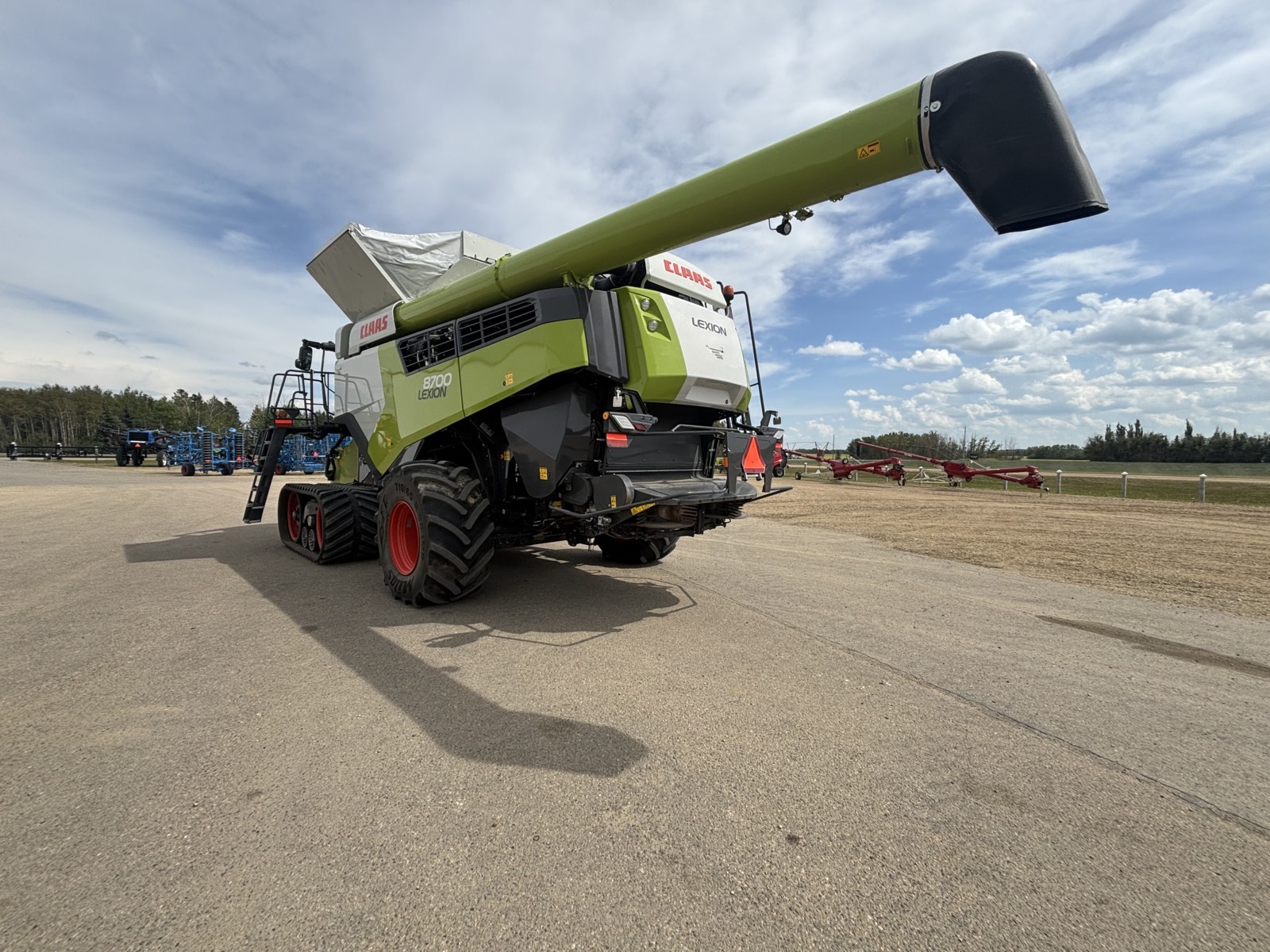 2021 CLAAS 8700TT Combine
