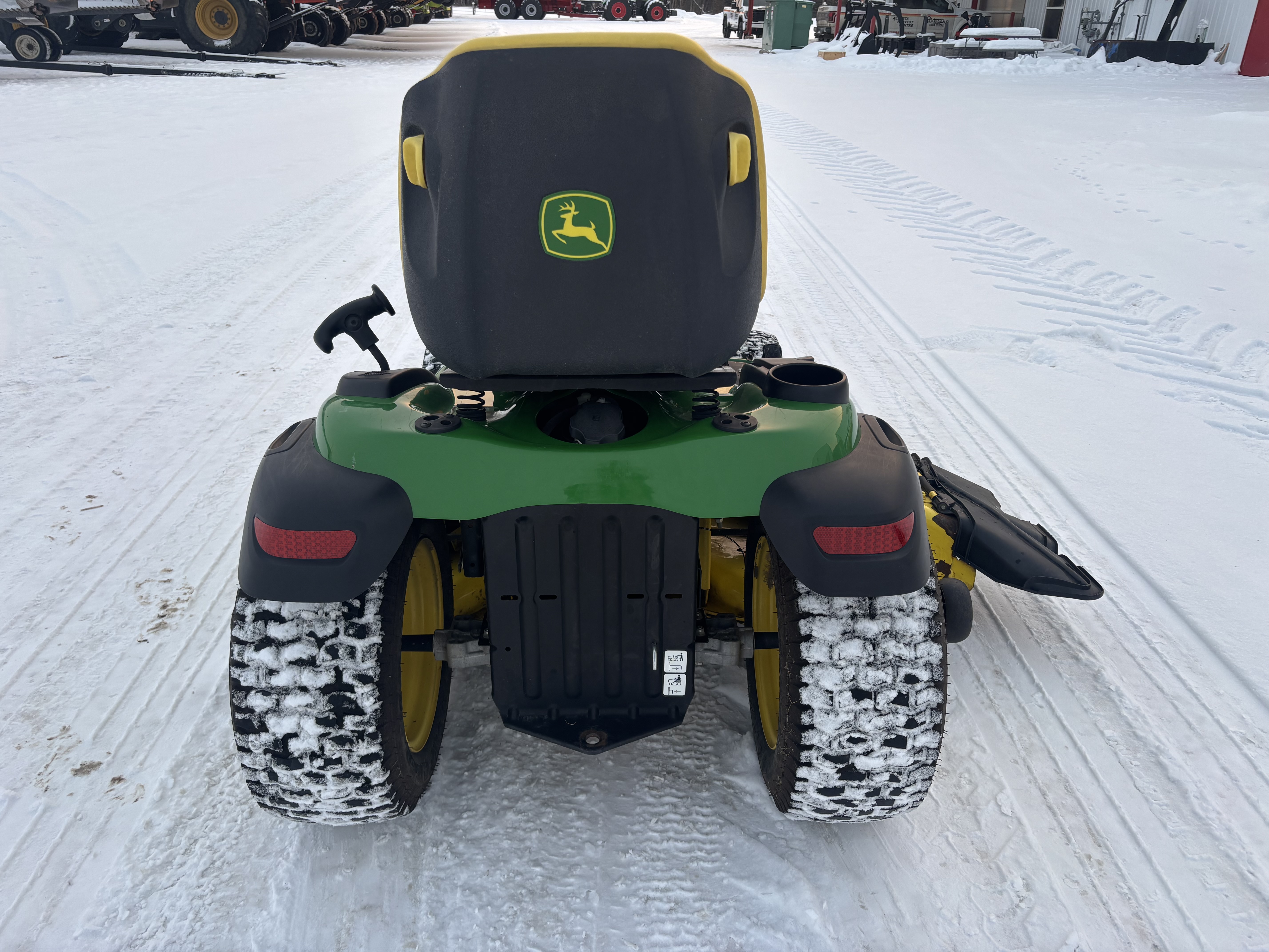 John Deere E180 Lawn Tractor