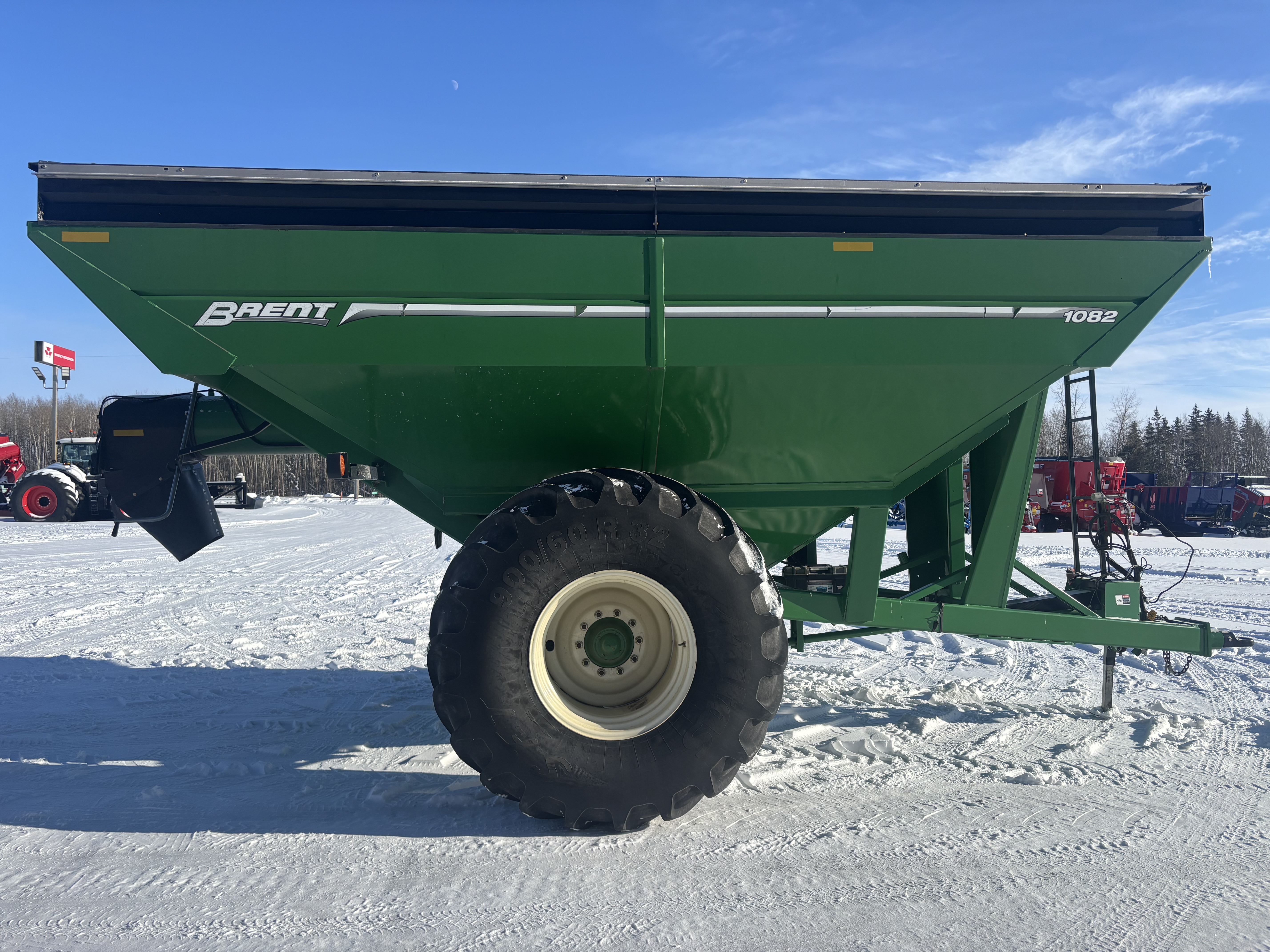 2015 Brent 1082 Grain Cart