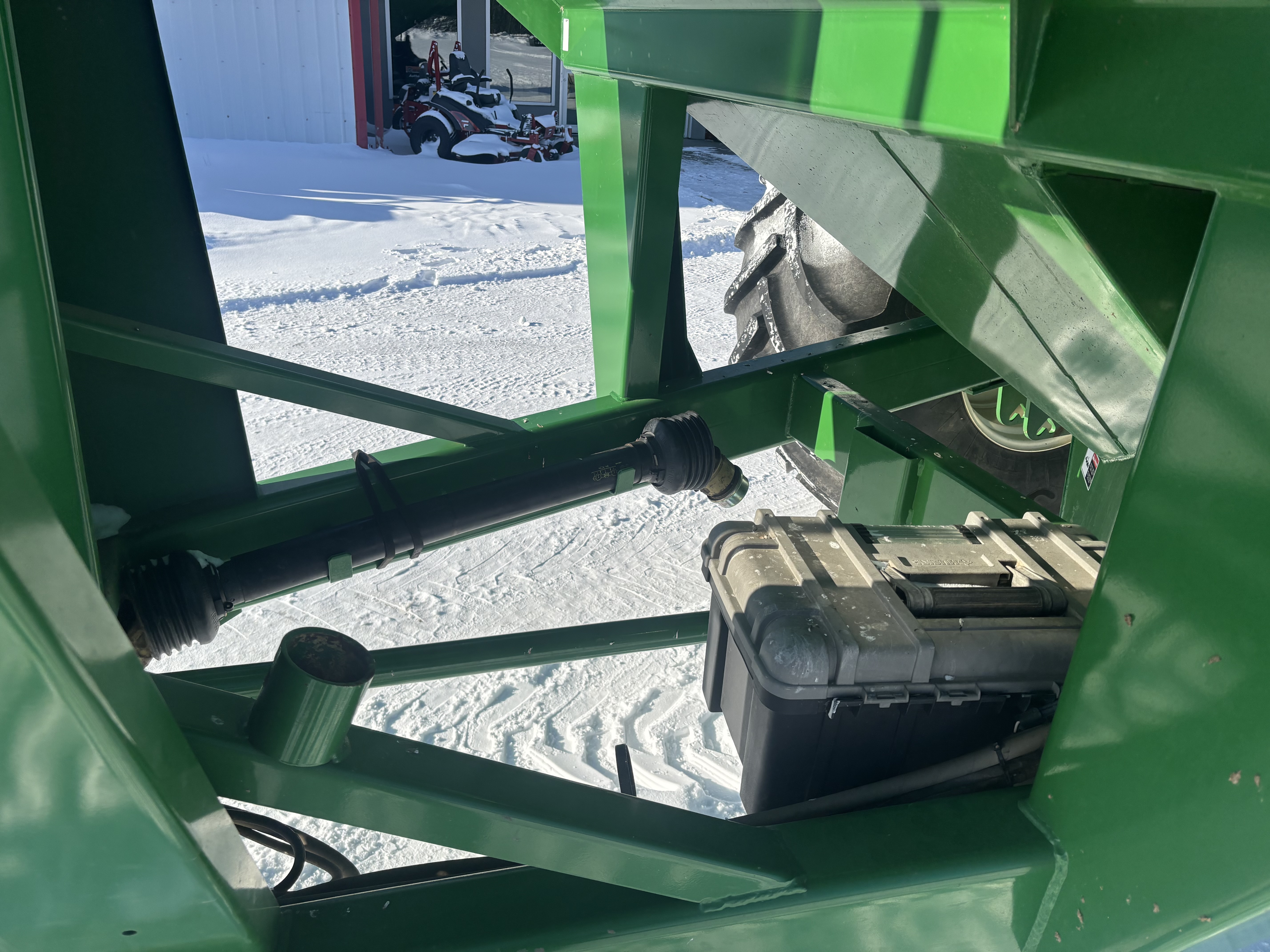 2015 Brent 1082 Grain Cart