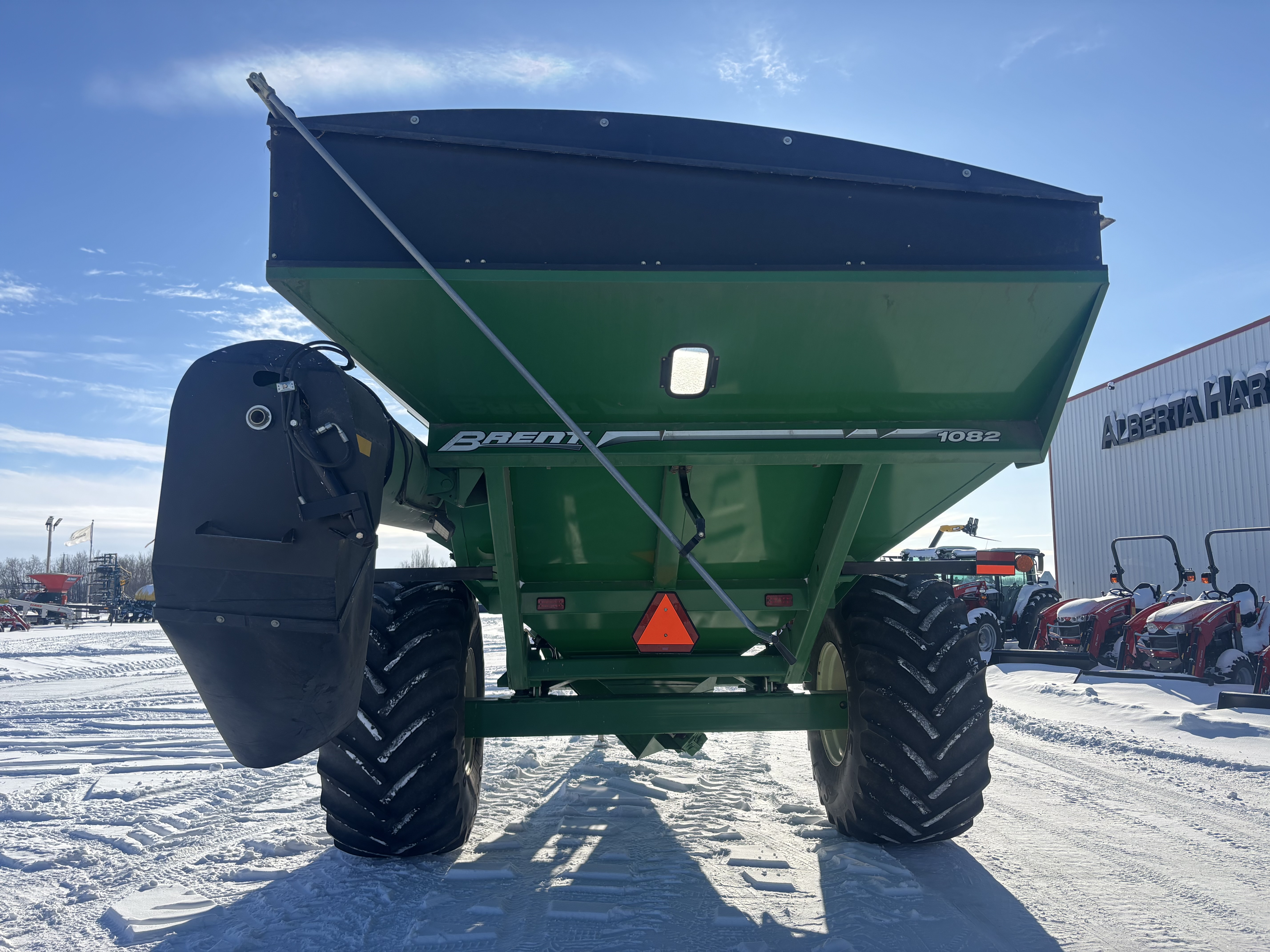 2015 Brent 1082 Grain Cart