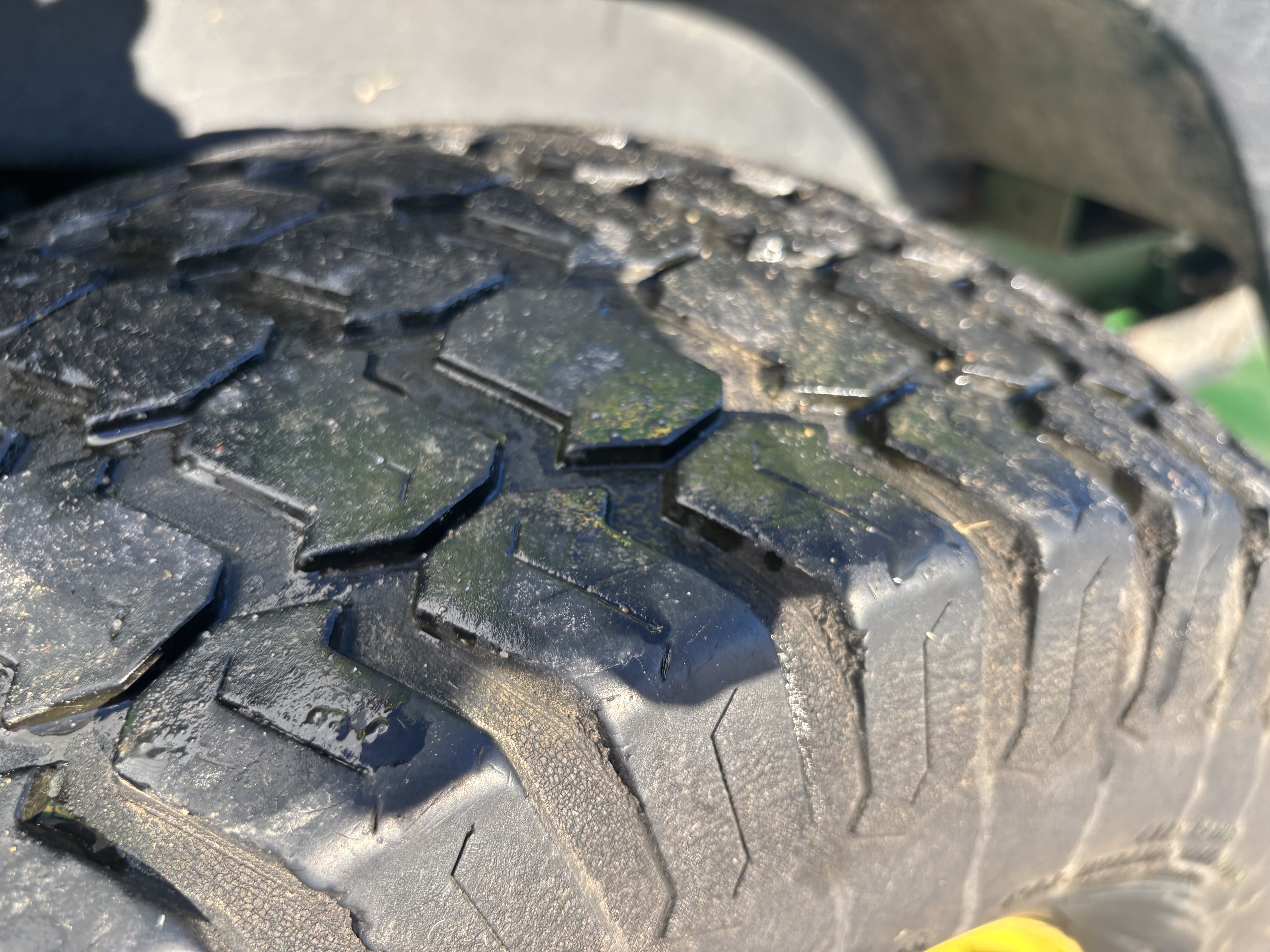 2012 John Deere 997 Mower/Zero Turn