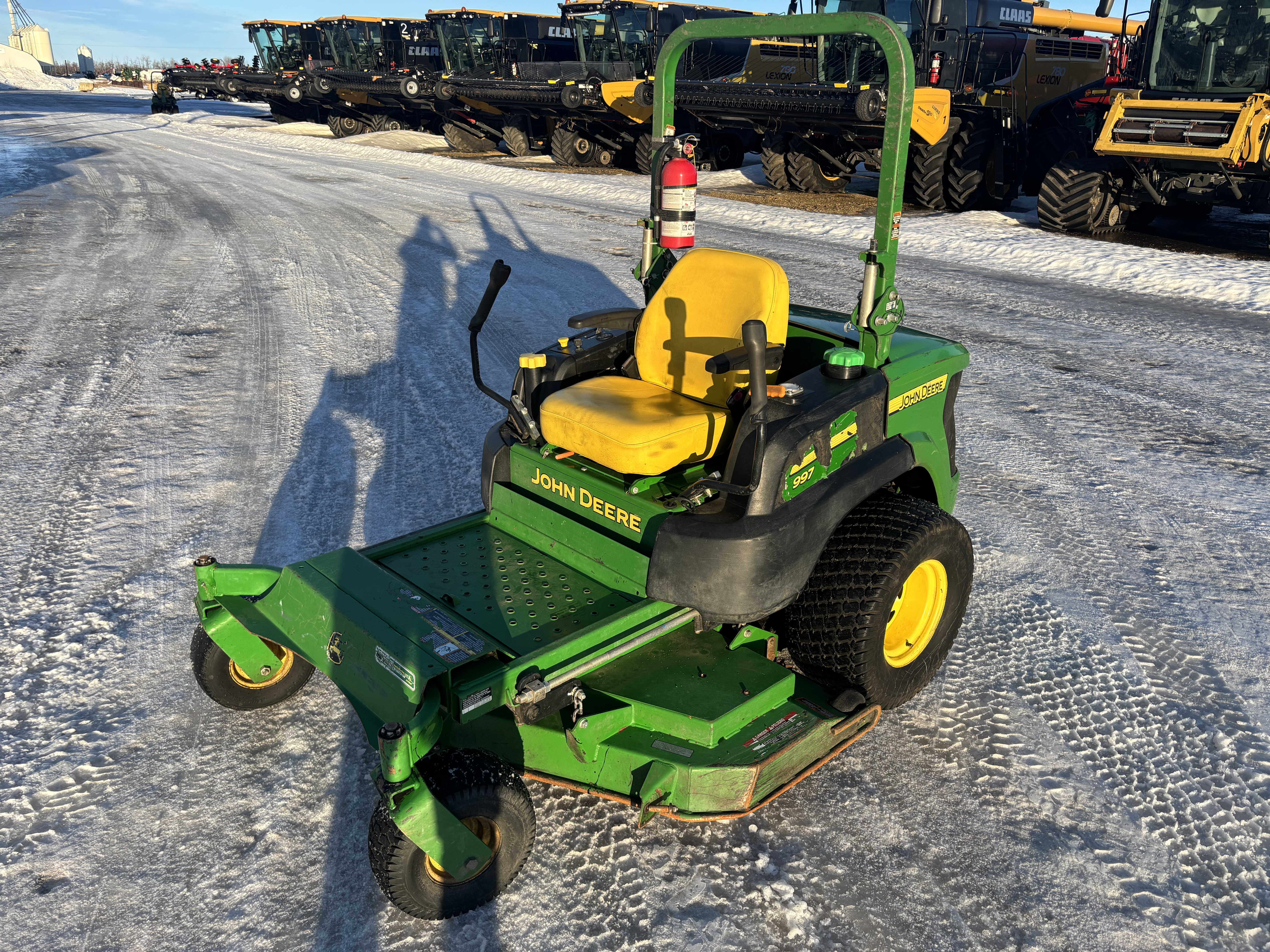2012 John Deere 997 Mower/Zero Turn