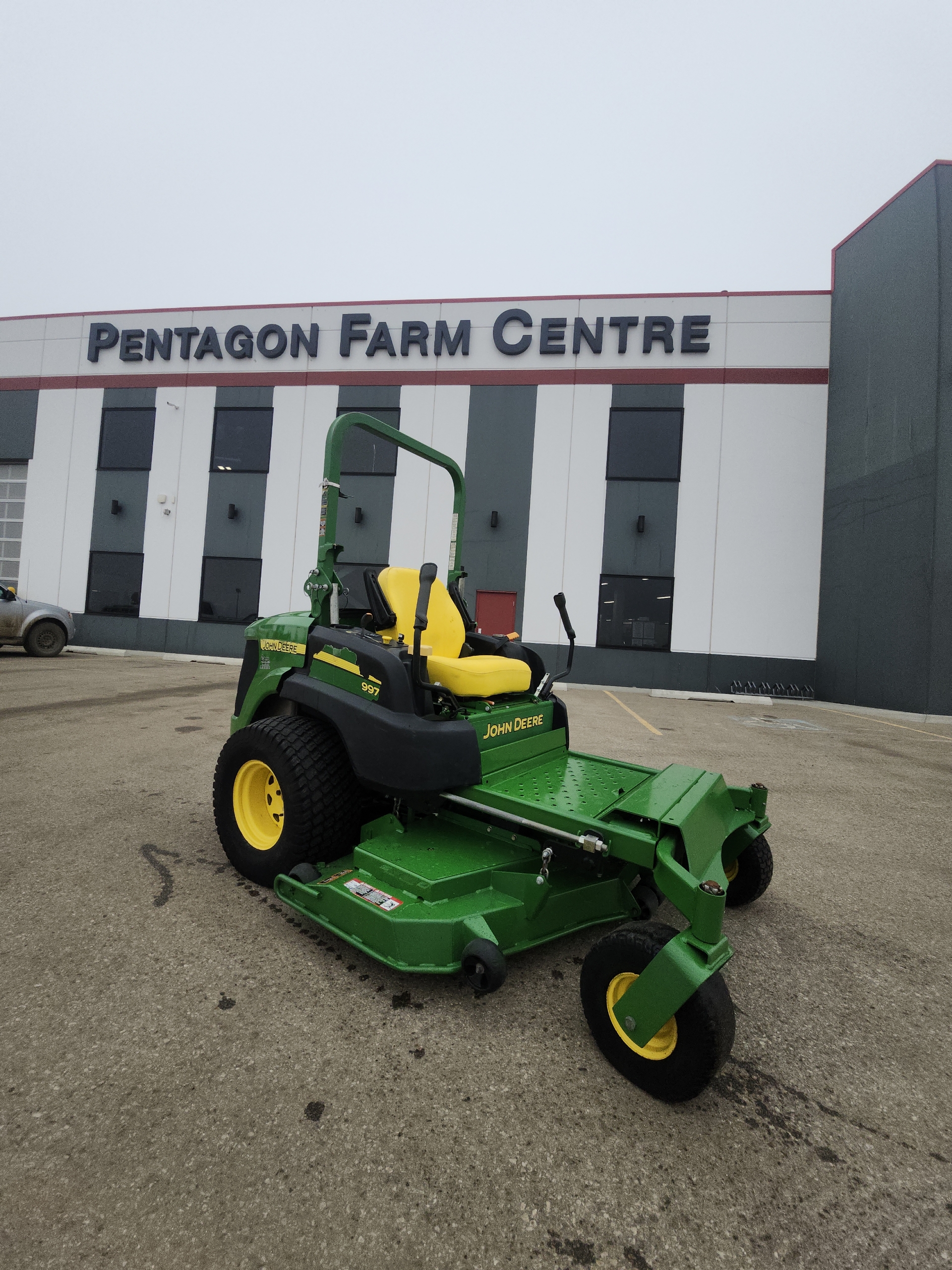2012 John Deere 997 Mower/Zero Turn
