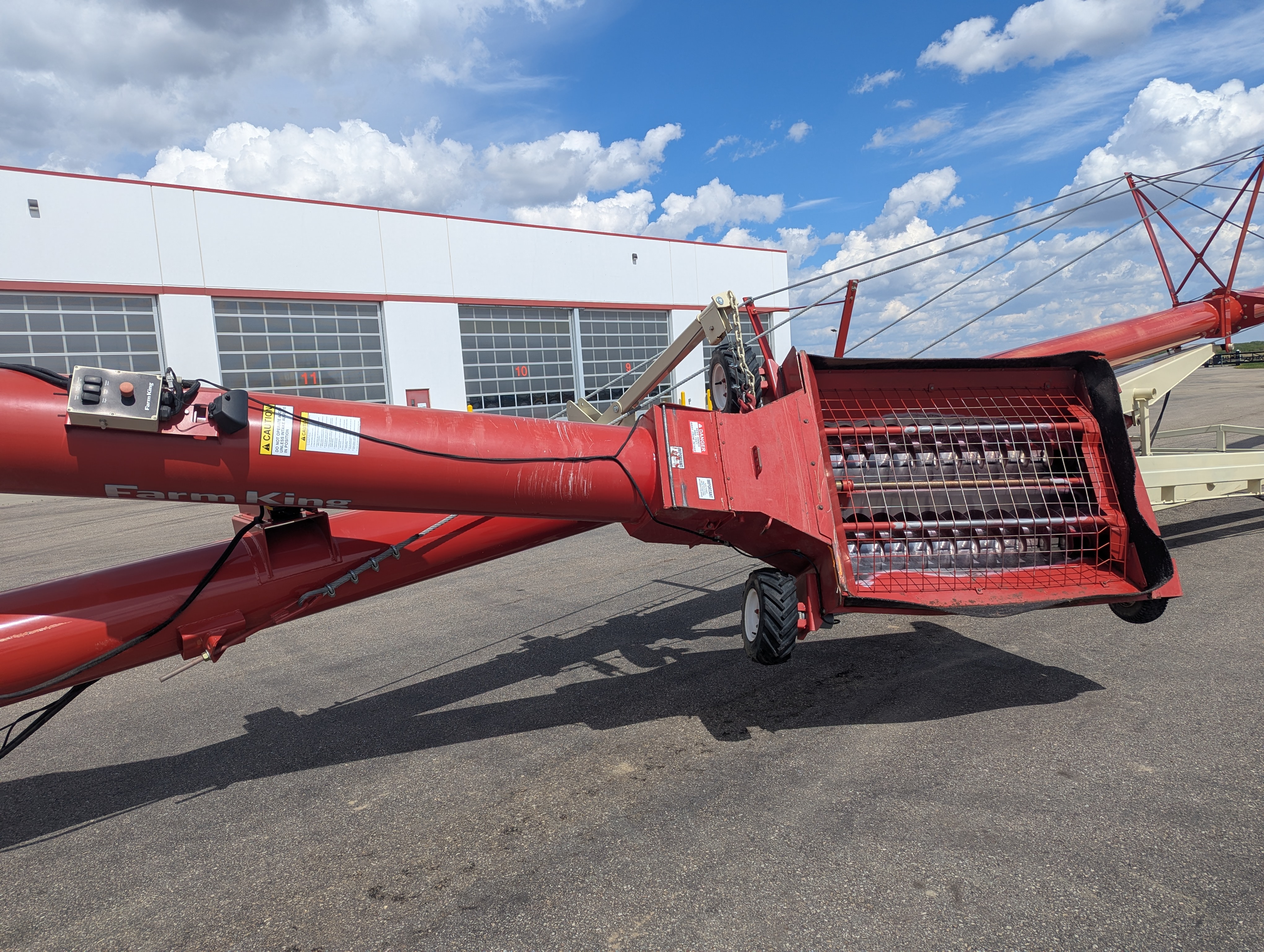 2015 Farm King 16X104 Grain Auger