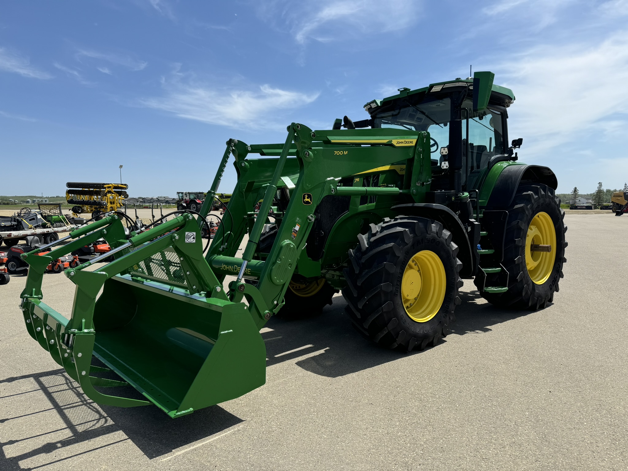 2023 John Deere 7R 230 Tractor