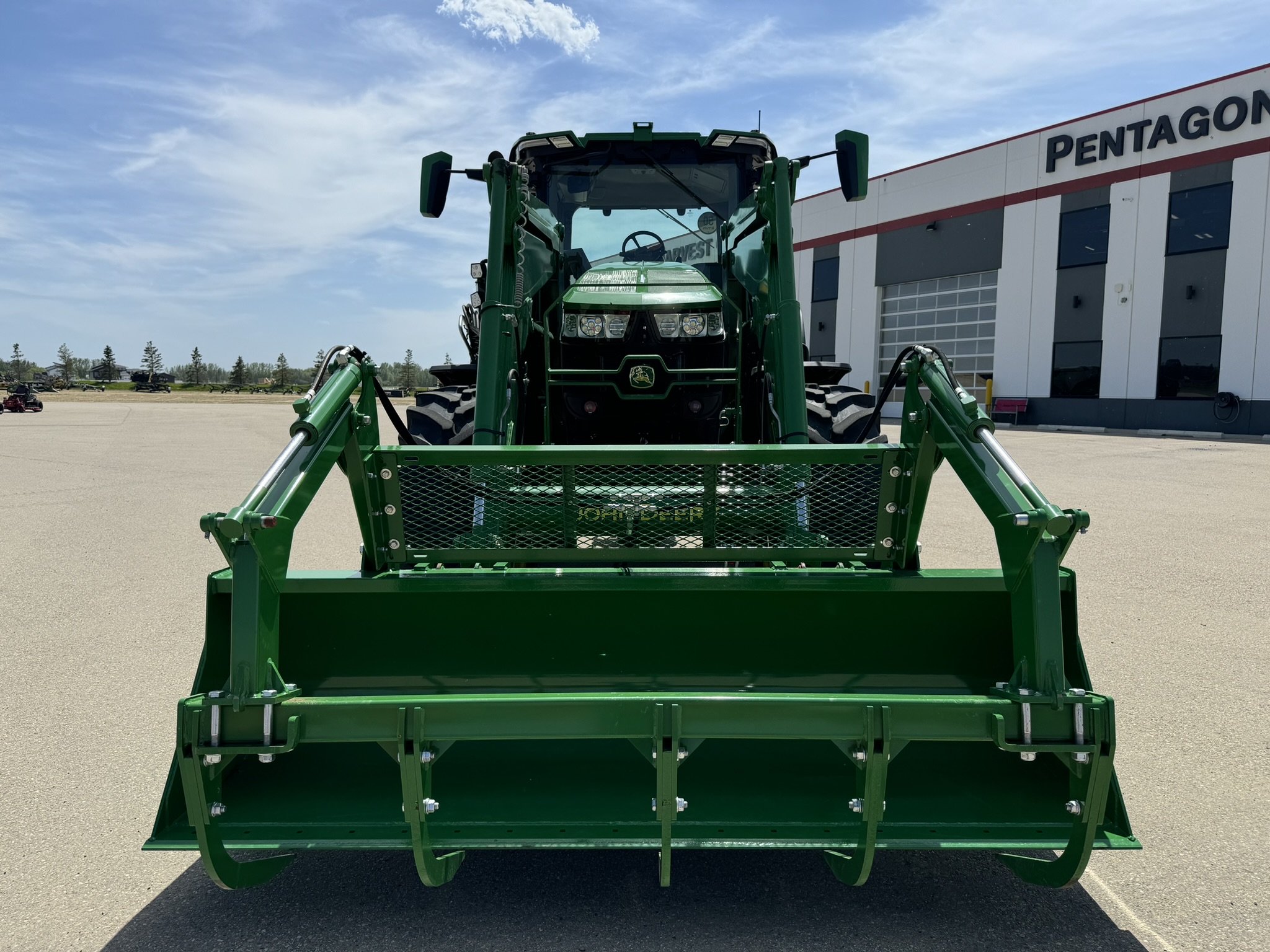 2023 John Deere 7R 230 Tractor