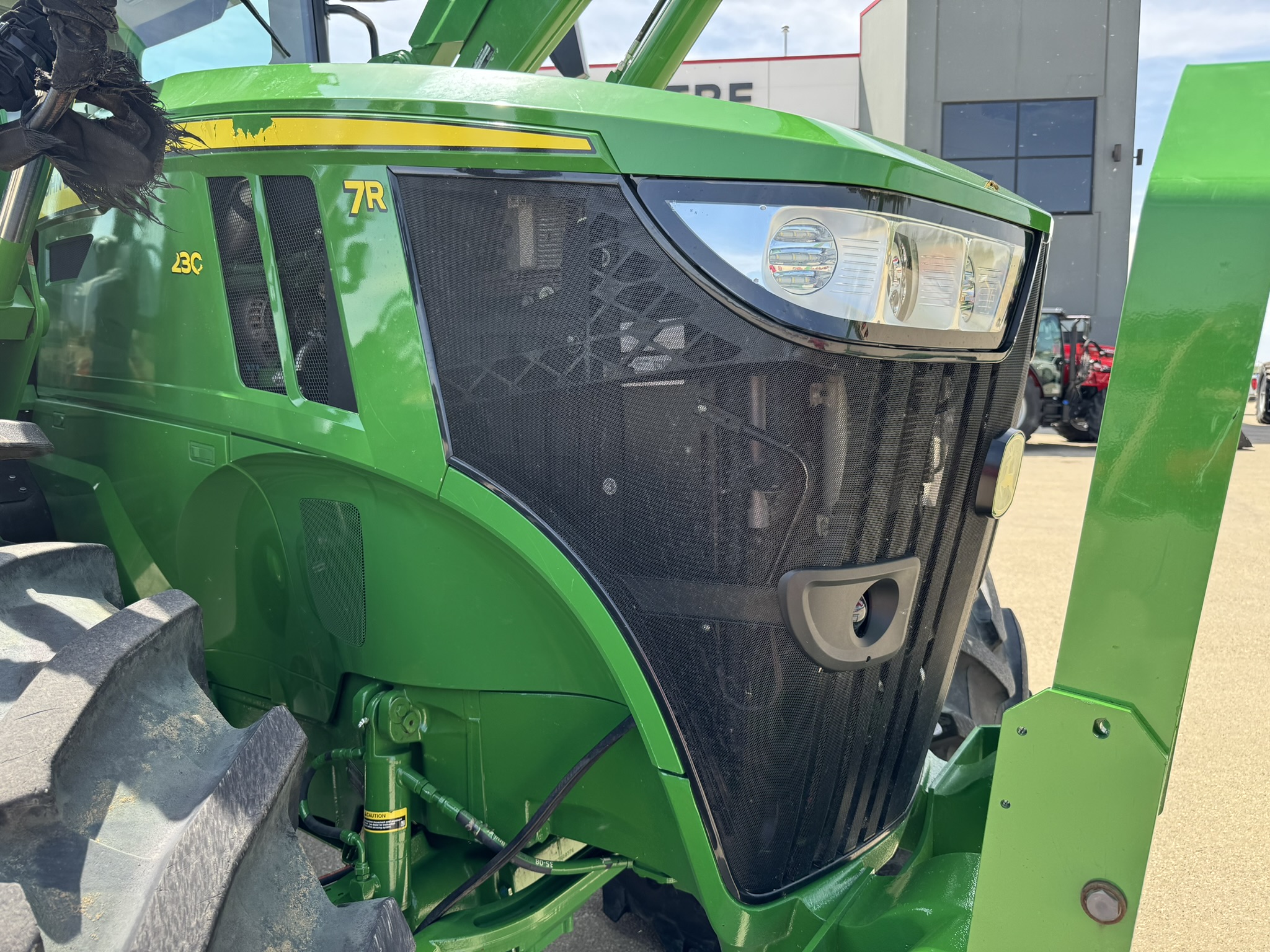 2023 John Deere 7R 230 Tractor